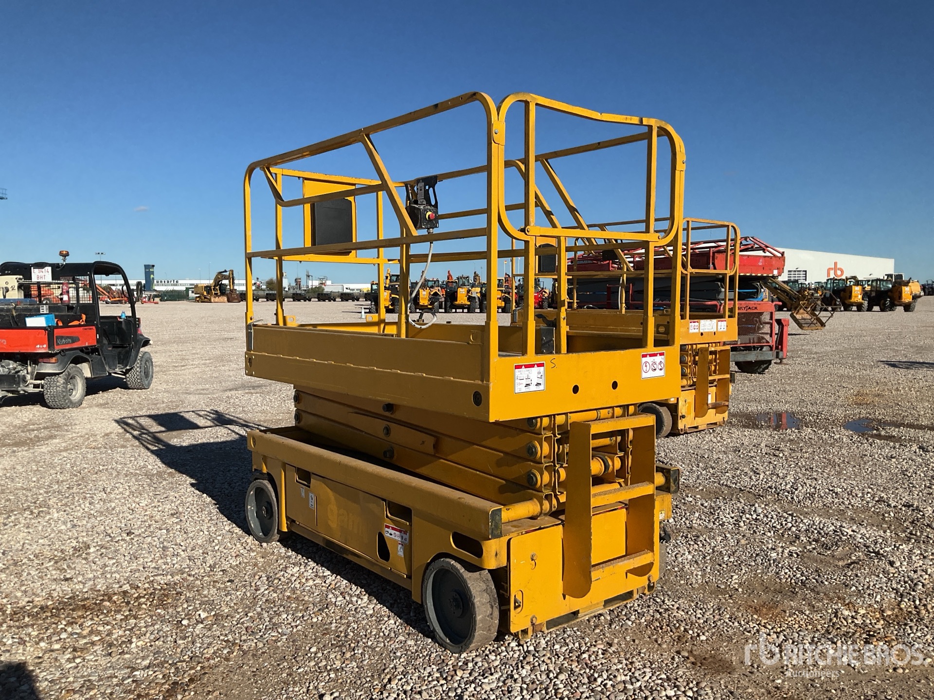 General Appearance with Imagen: esquina trasera izquierda