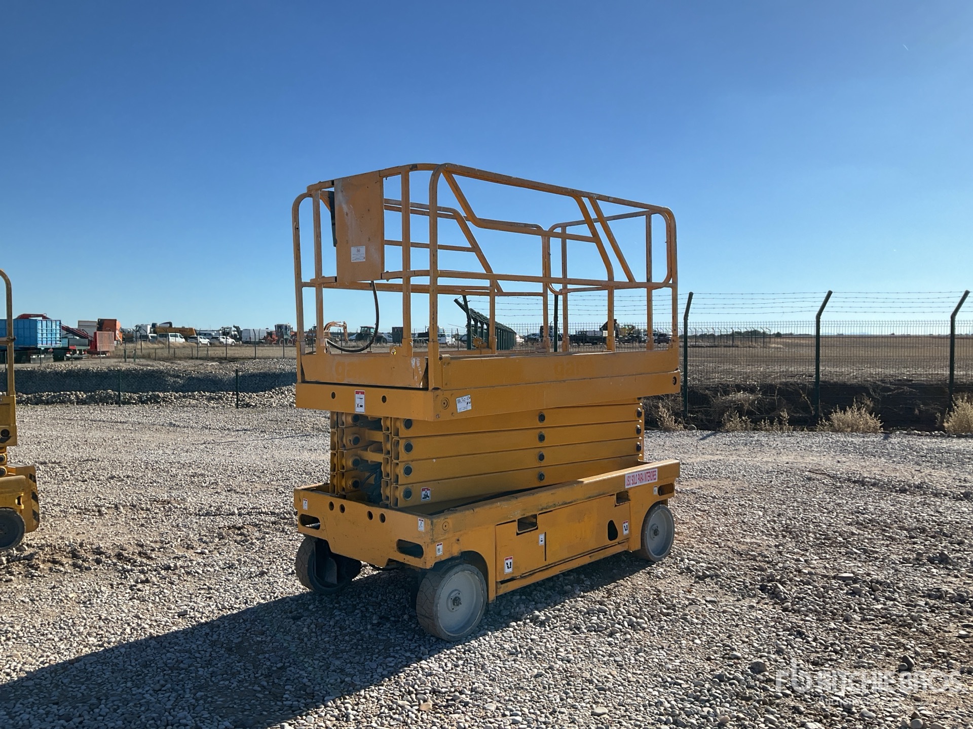 General Appearance with Imagen: esquina delantera izquierda