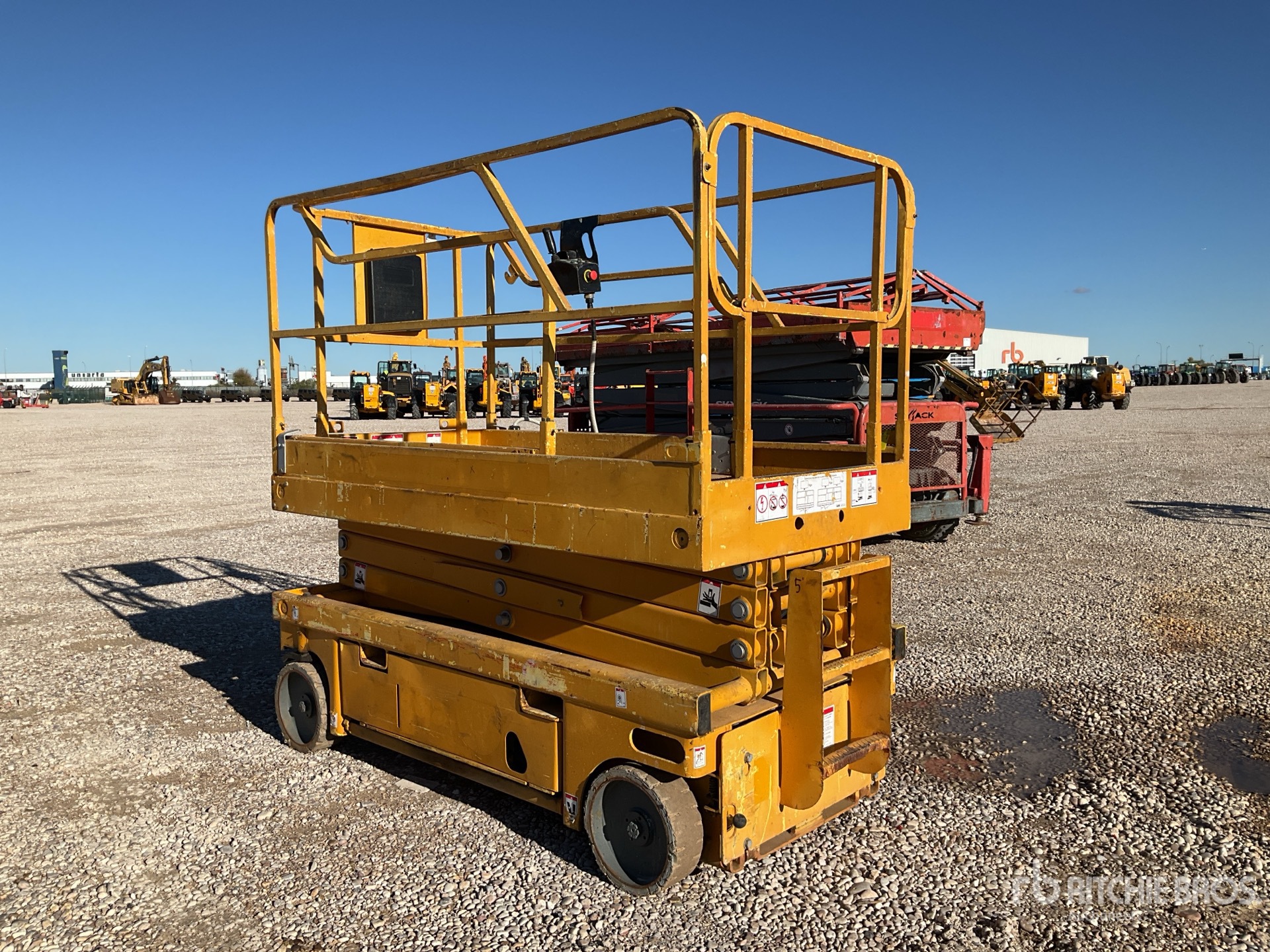 General Appearance with Imagen: esquina trasera izquierda