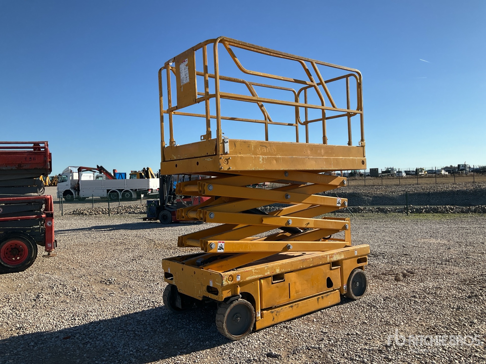 General Appearance with Featured Photo