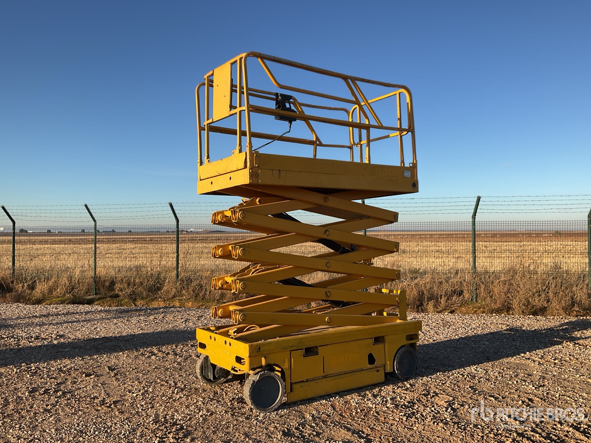 General Appearance with Imagen: esquina delantera izquierda