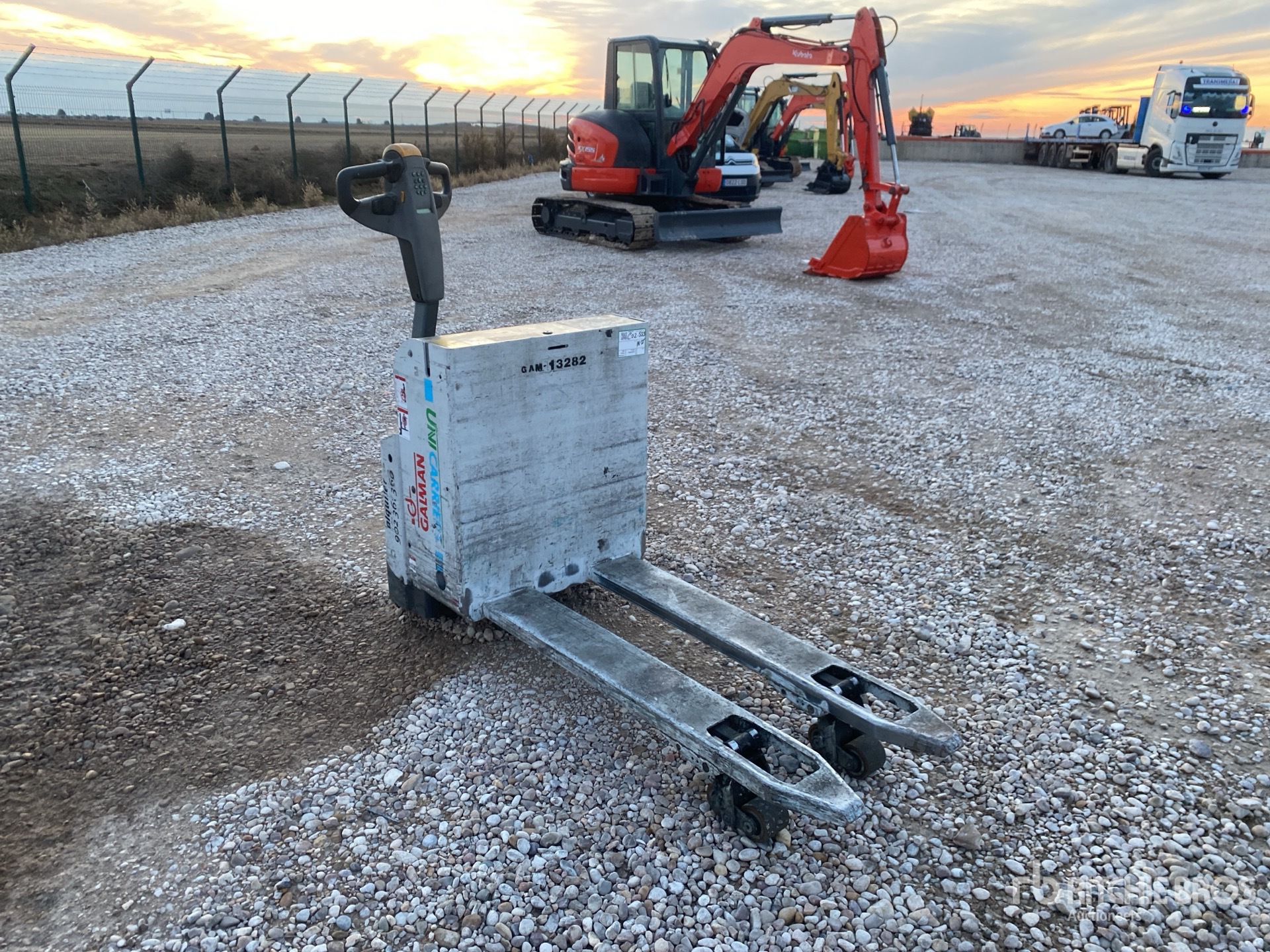 General Appearance with Imagen: esquina delantera derecha