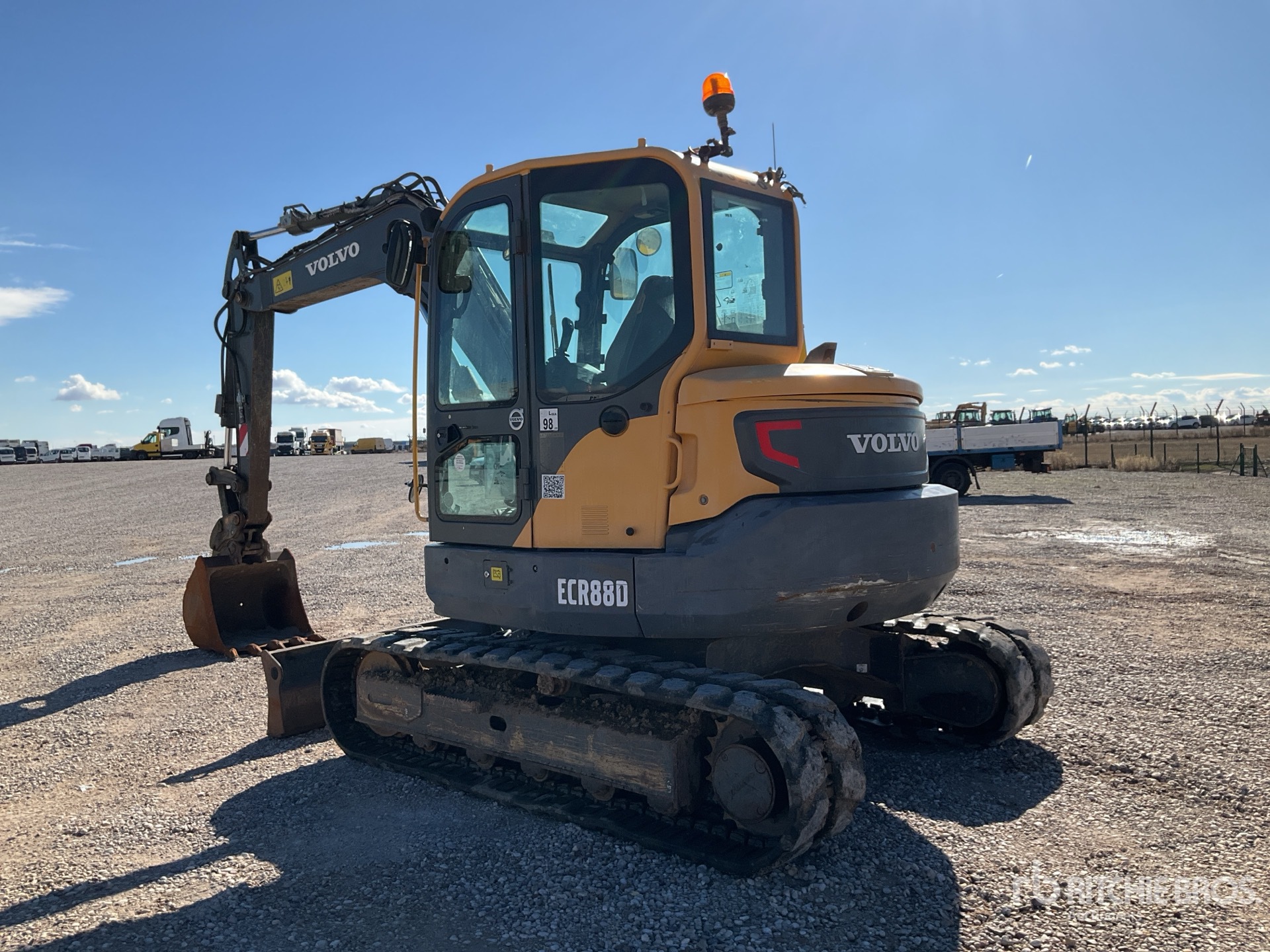 General Appearance with Bild, Ecke hinten links