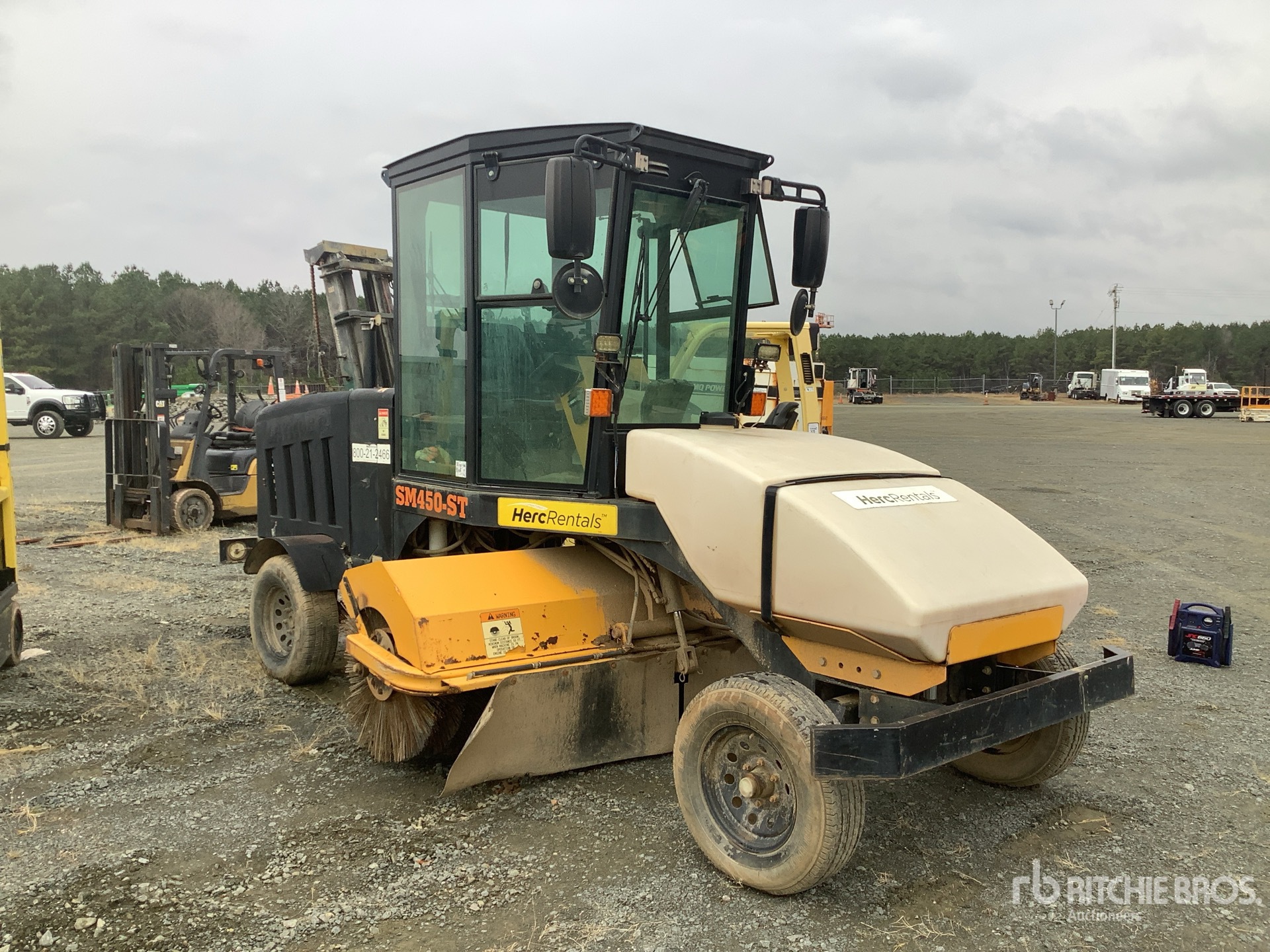 General Appearance with Picture, Right Front Corner