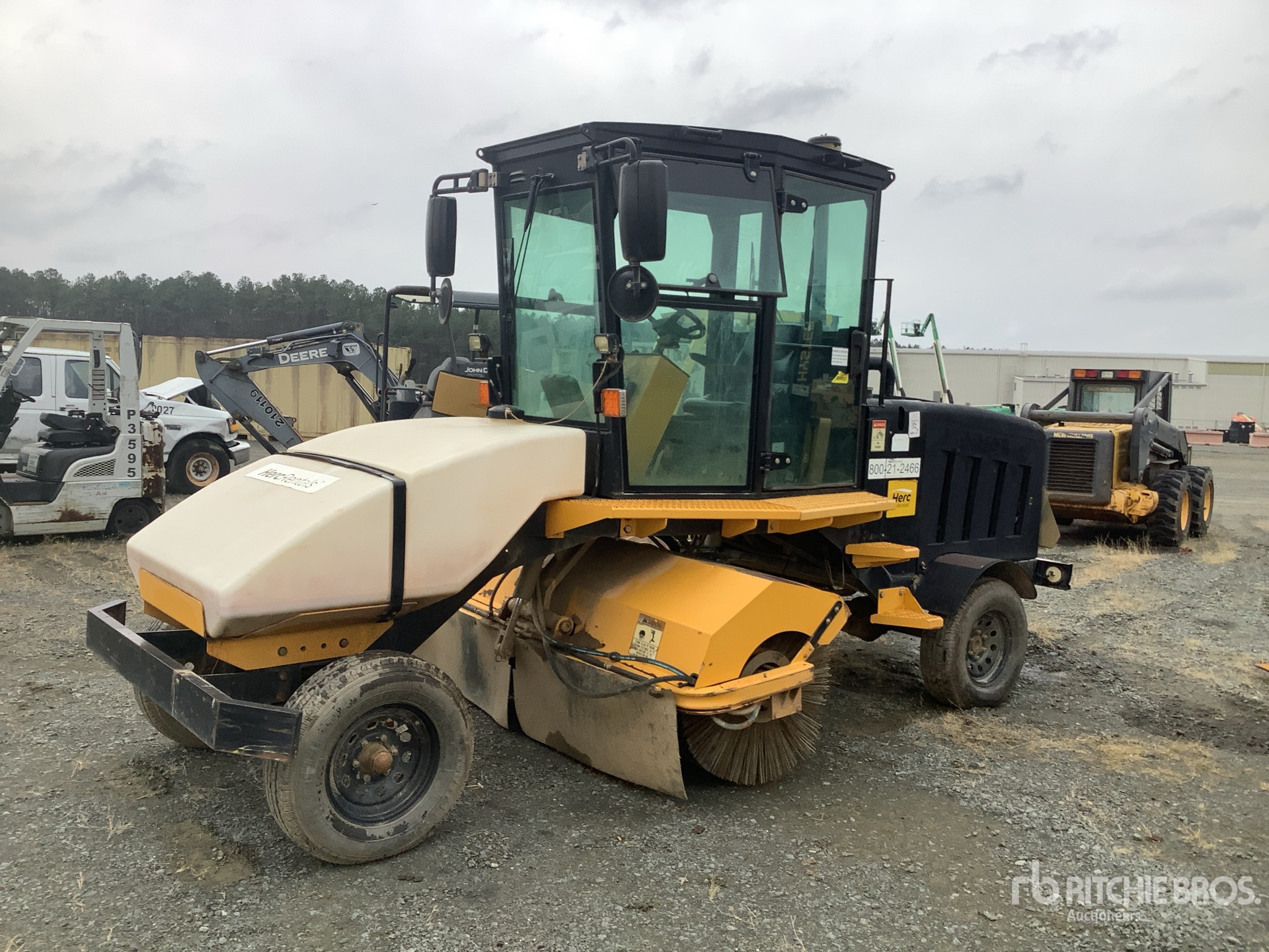 General Appearance with Featured Photo