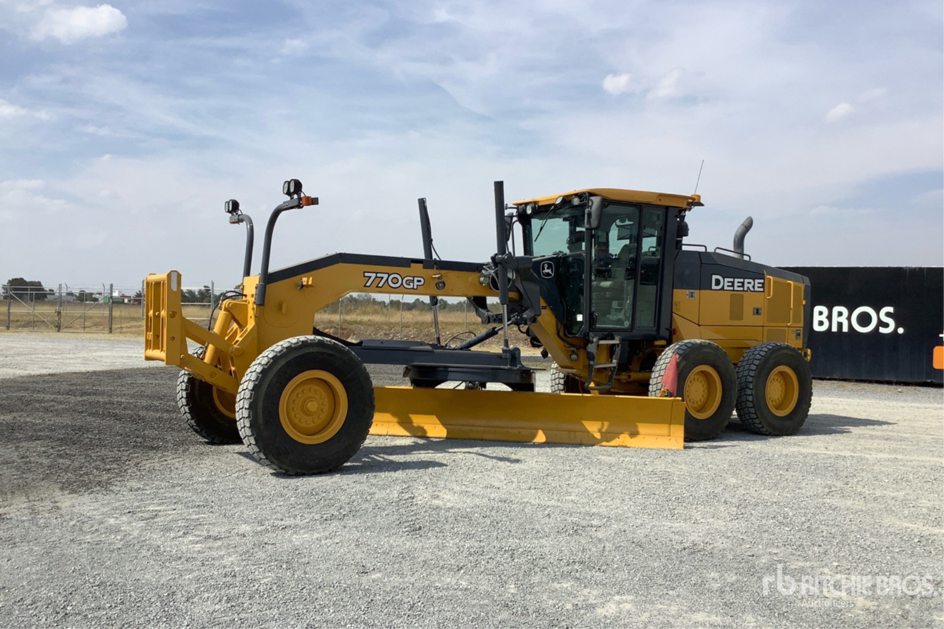 General Appearance with Imagen: esquina delantera izquierda