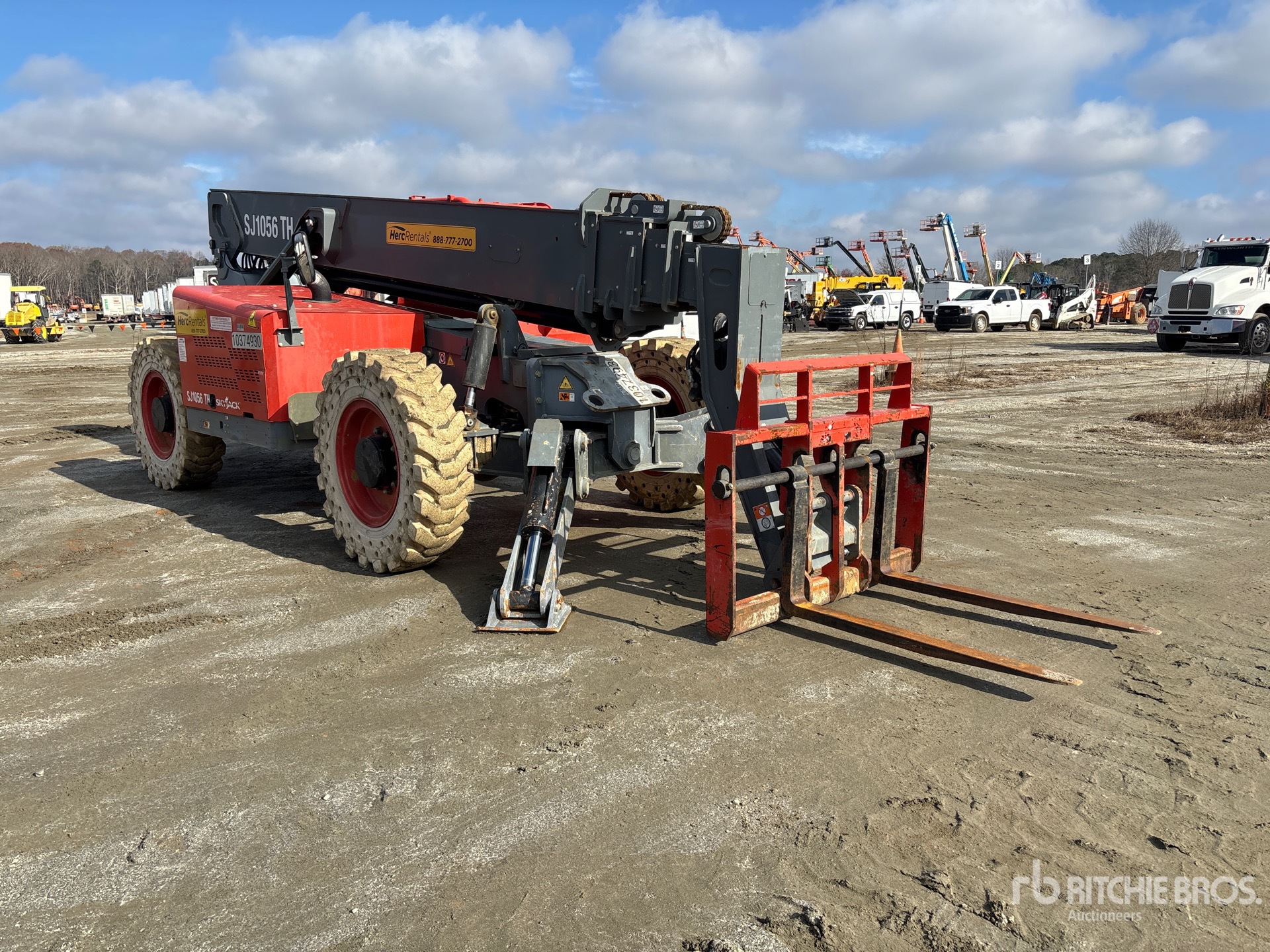 General Appearance with Picture, Right Front Corner