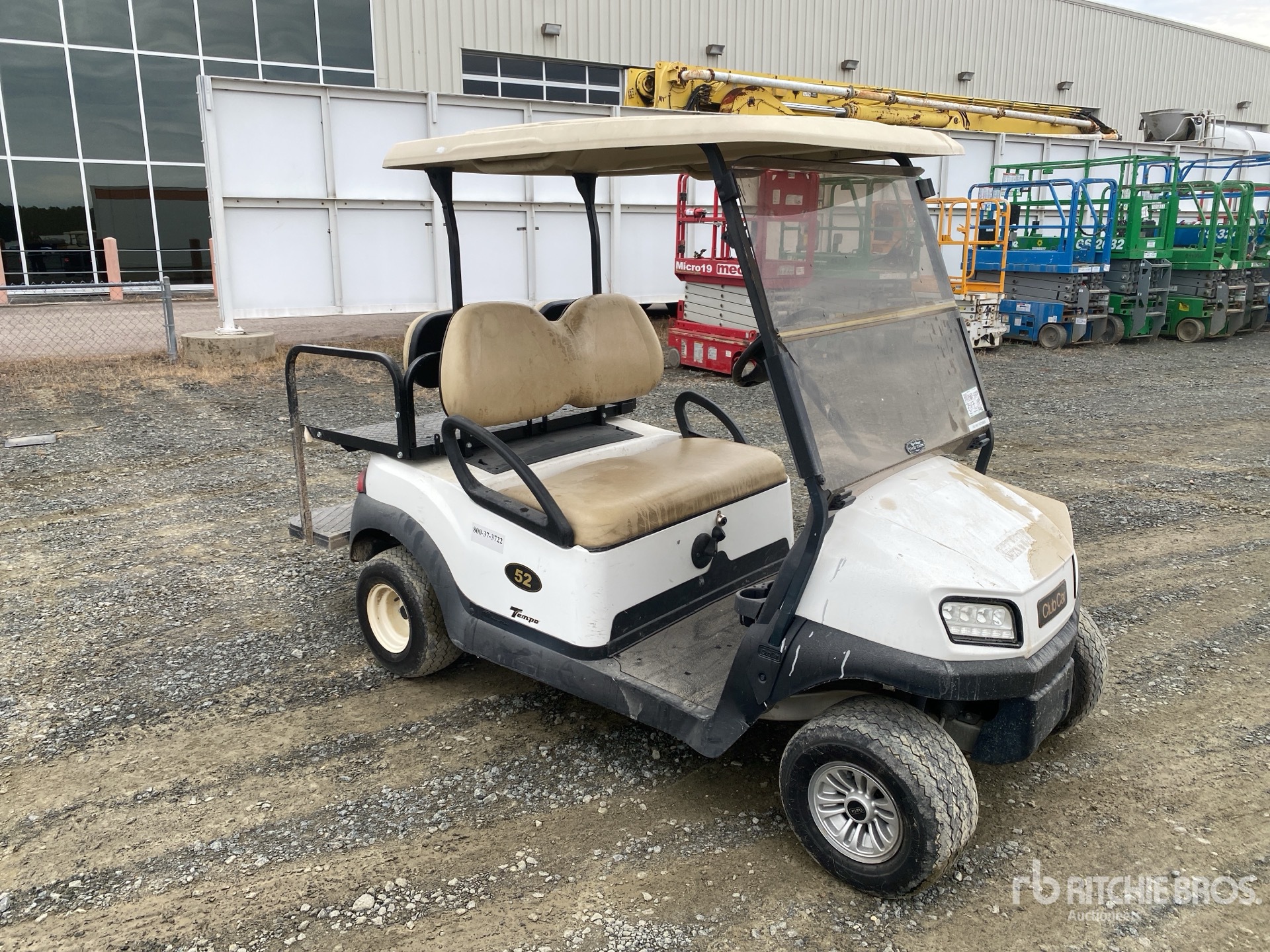 General Appearance with Bild, Ecke vorne rechts