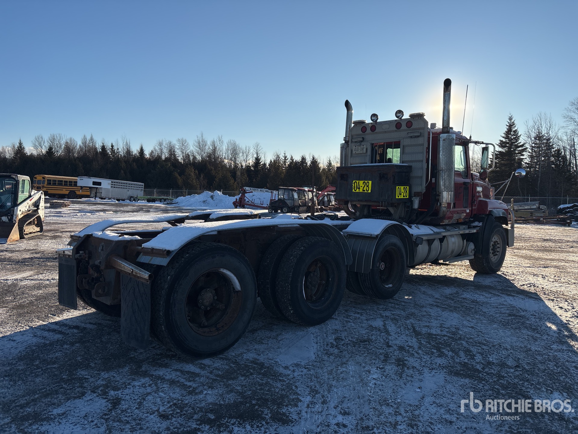 General Appearance with Foto, angolo anteriore sinistro