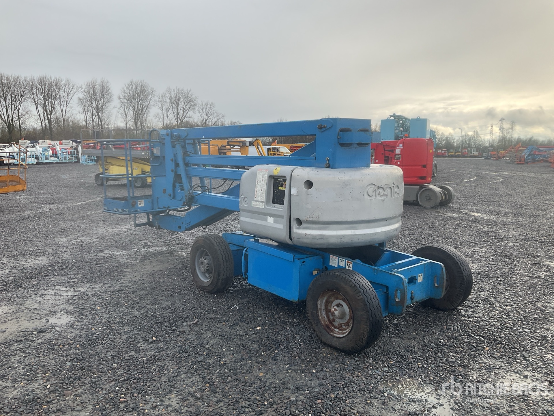 General Appearance with Picture, Left Rear Corner