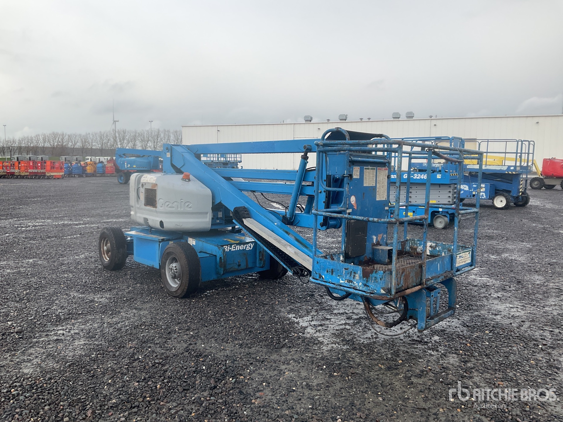 General Appearance with Picture, Right Front Corner