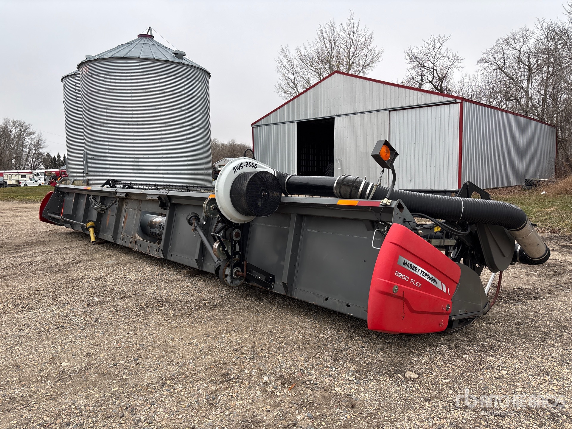 General Appearance with Bild, Ecke hinten rechts