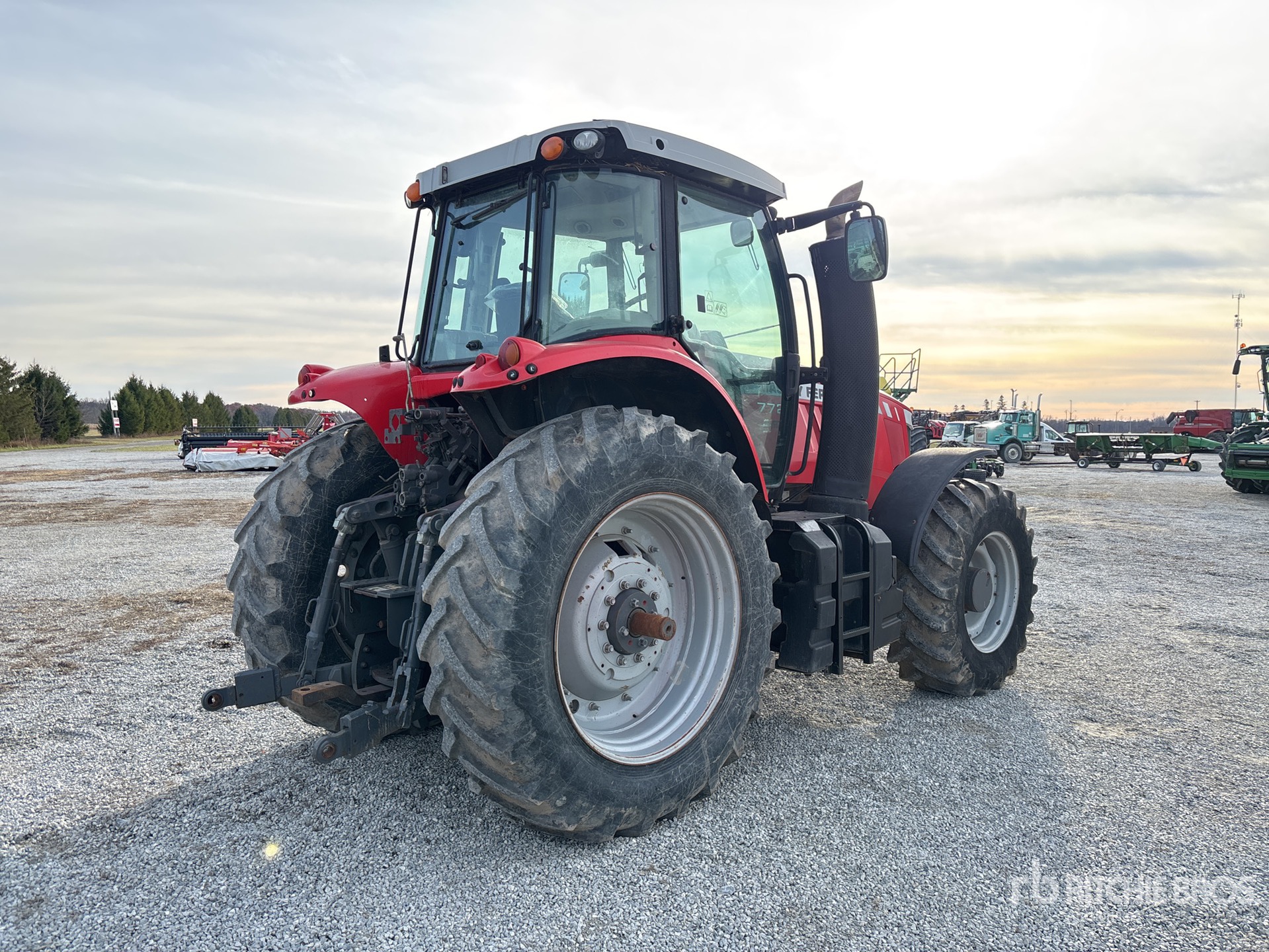 General Appearance with Foto, angolo anteriore sinistro