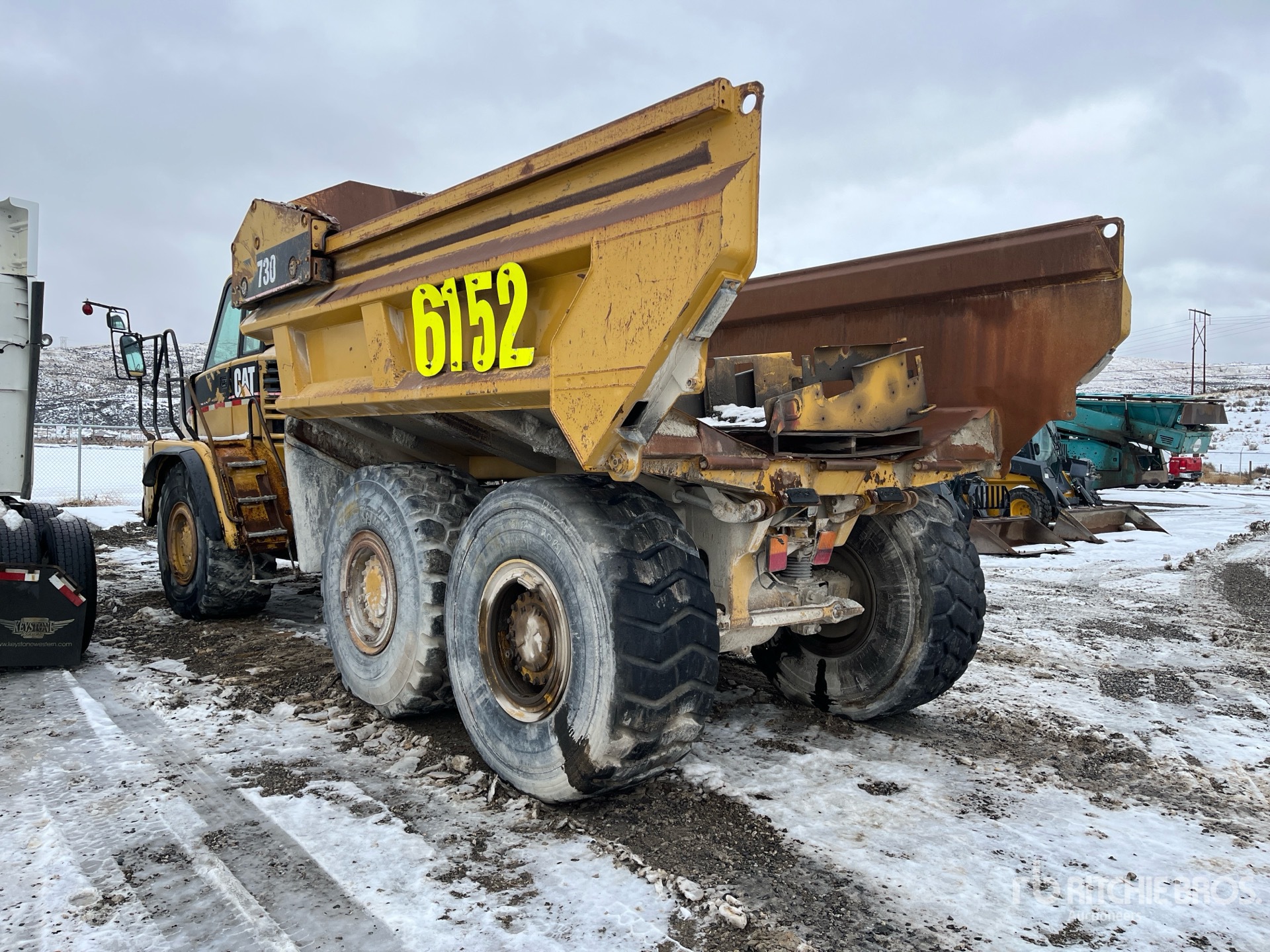 General Appearance with Picture, Left Rear Corner