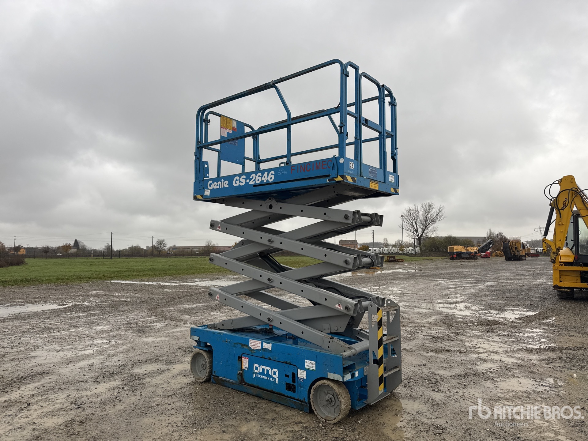 General Appearance with Foto, angolo anteriore sinistro