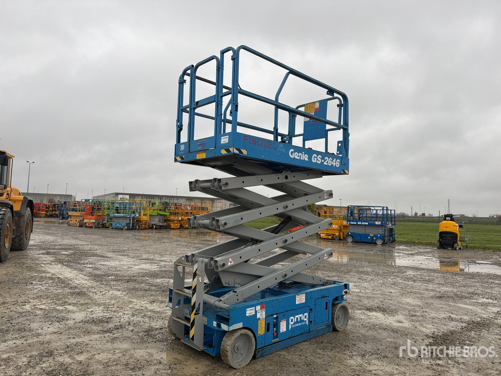 General Appearance with Foto, angolo anteriore destro