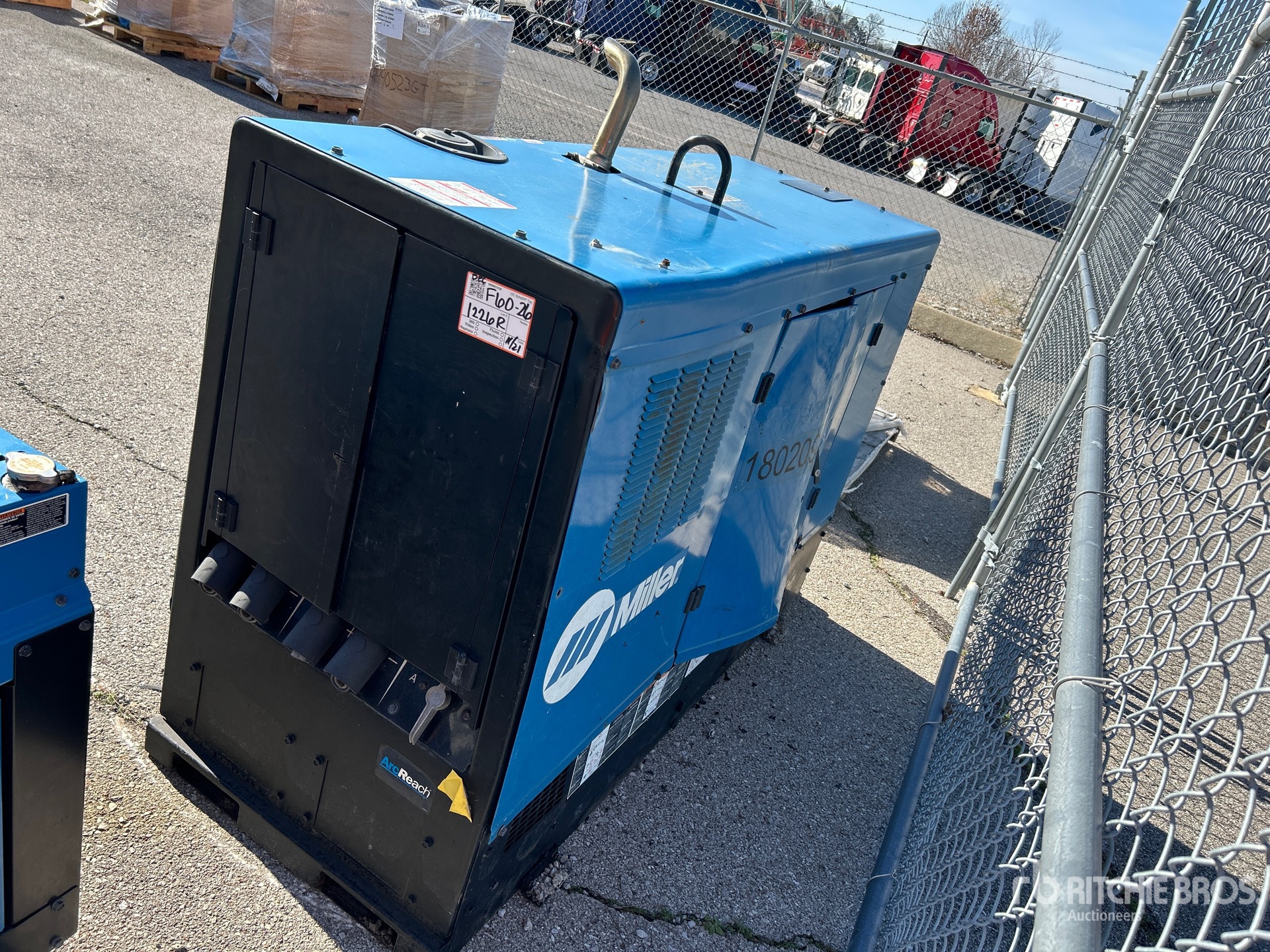 General Appearance with Picture, Right Front Corner