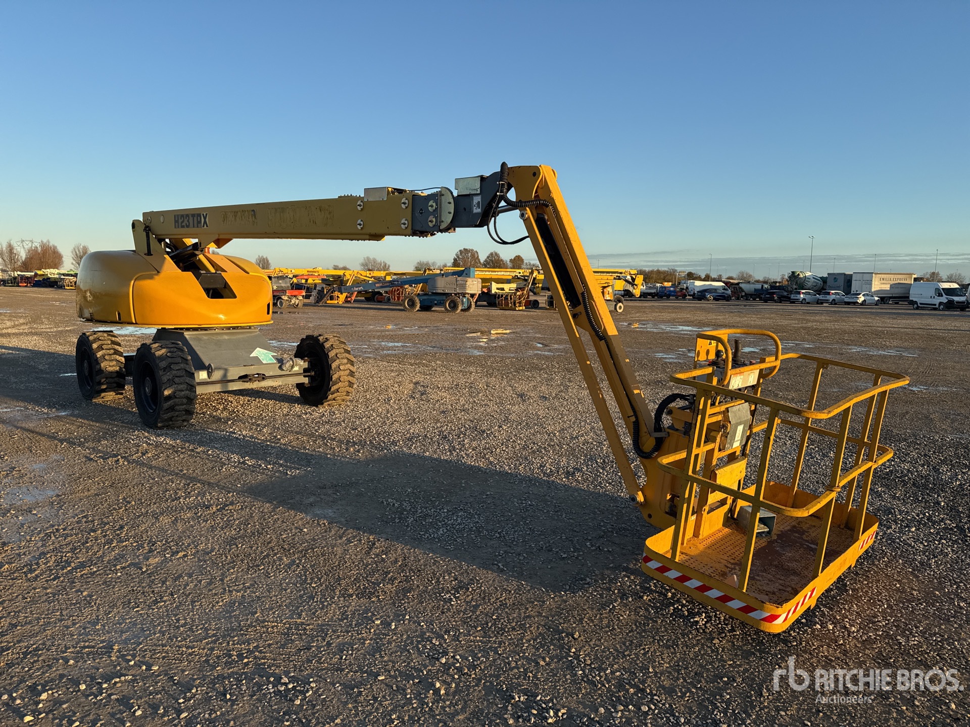 General Appearance with Picture, Right Front Corner