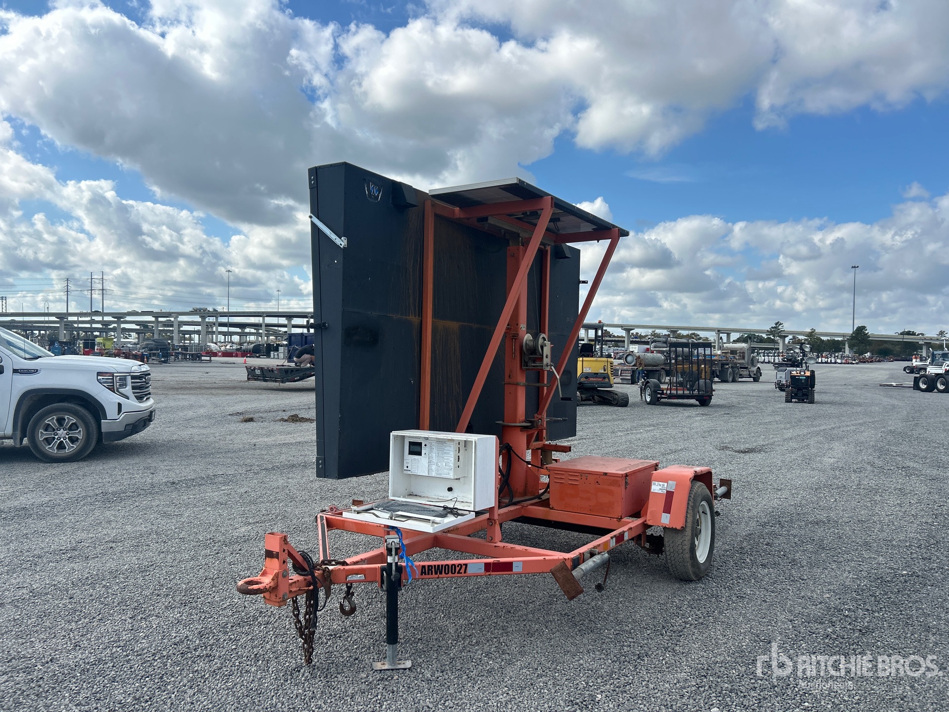 General Appearance with Picture, Left Front Corner