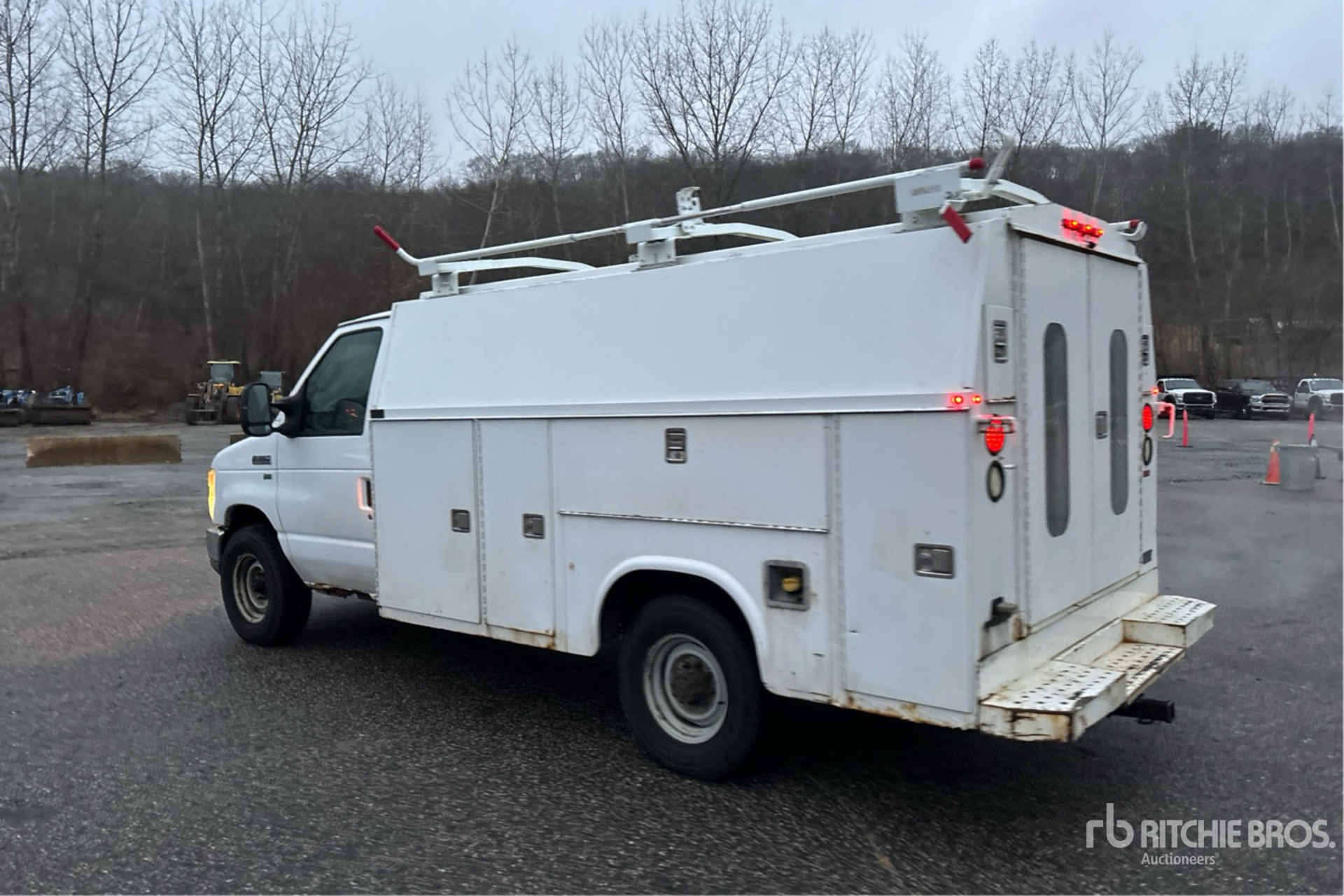 General Appearance with Picture, Left Rear Corner