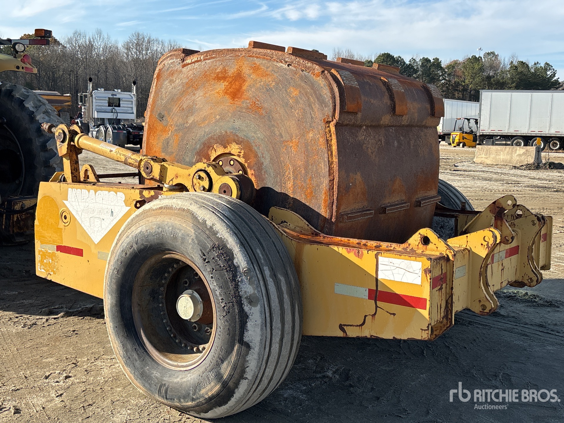 Aspect général with Image, coin arrière gauche