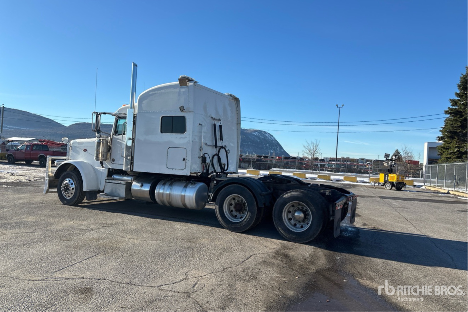 General Appearance with Picture, Left Rear Corner