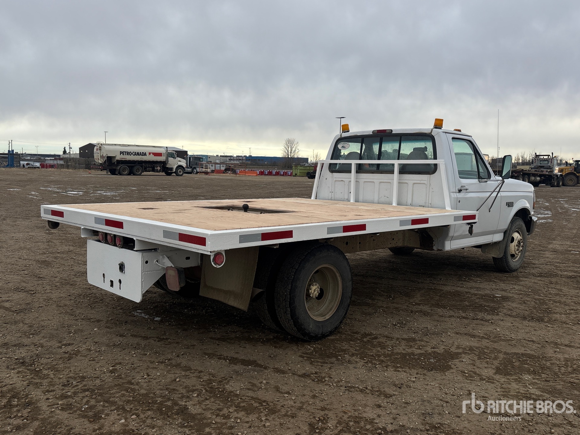 General Appearance with Zdjęcie, prawy dolny róg