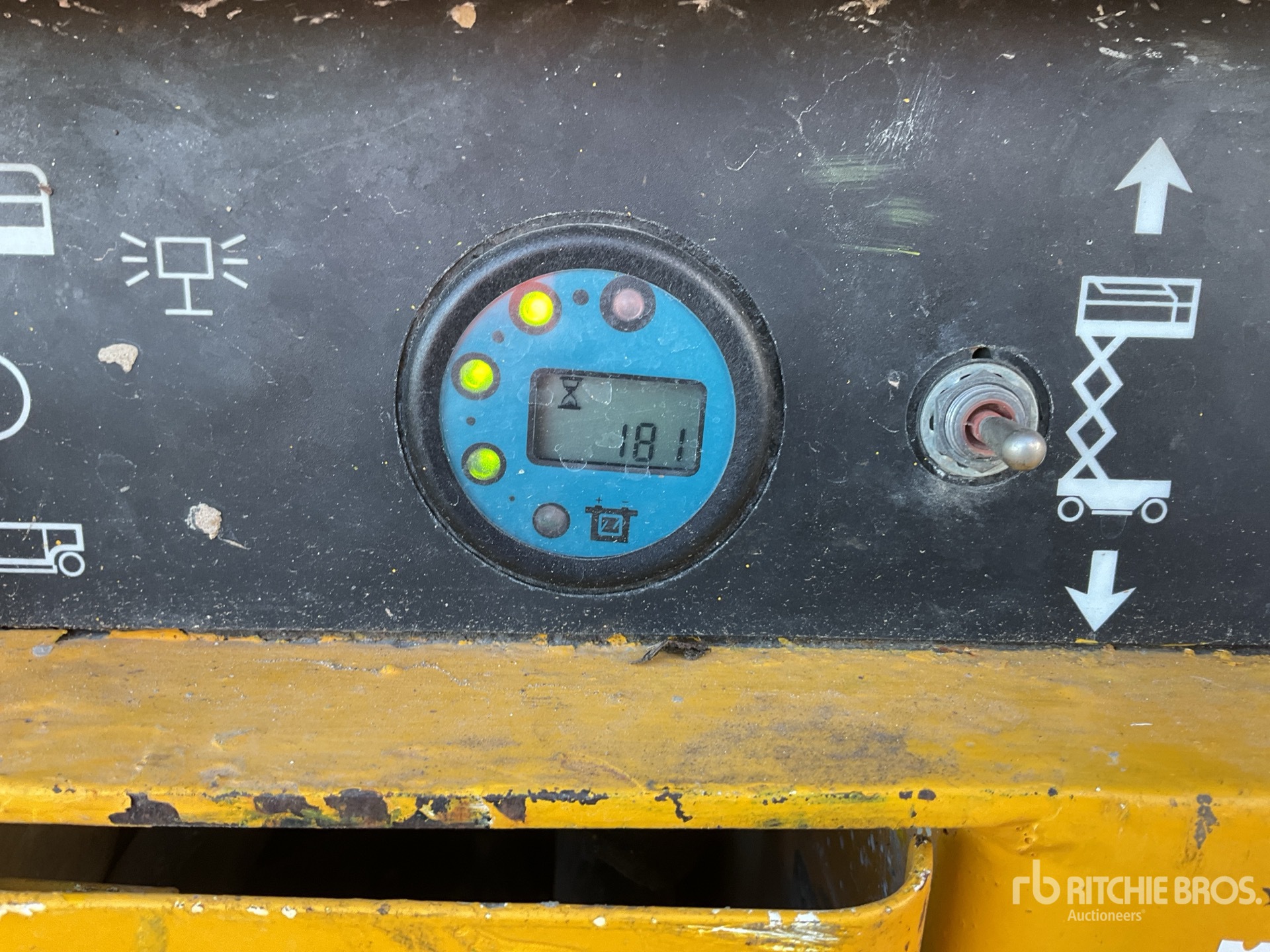 General Appearance with Hour Meter / Odometer