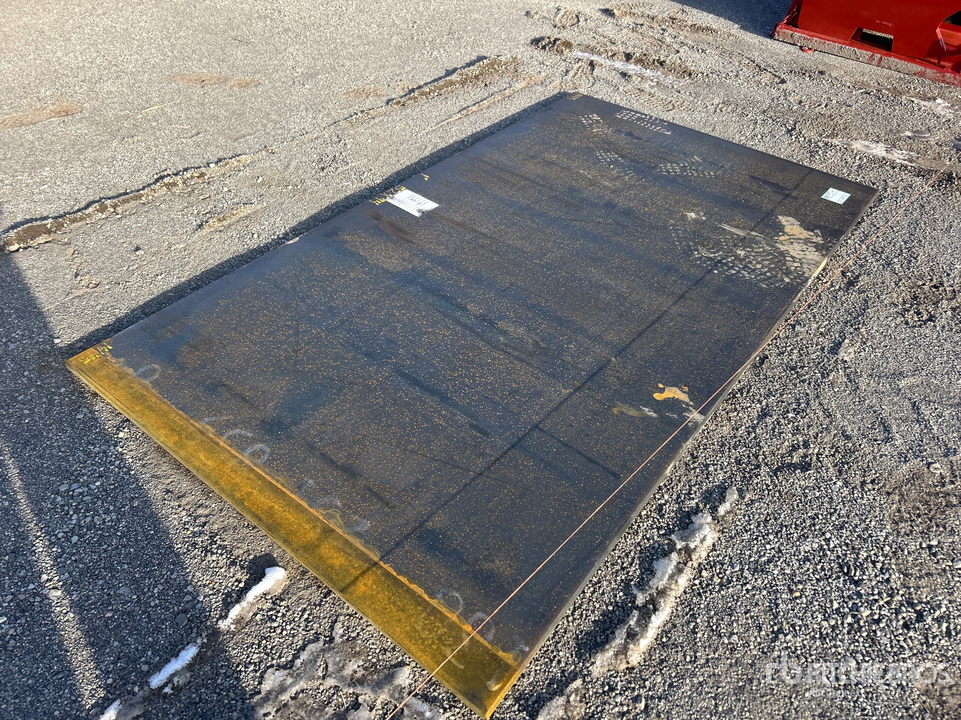 Aspect général with Image, coin avant droit