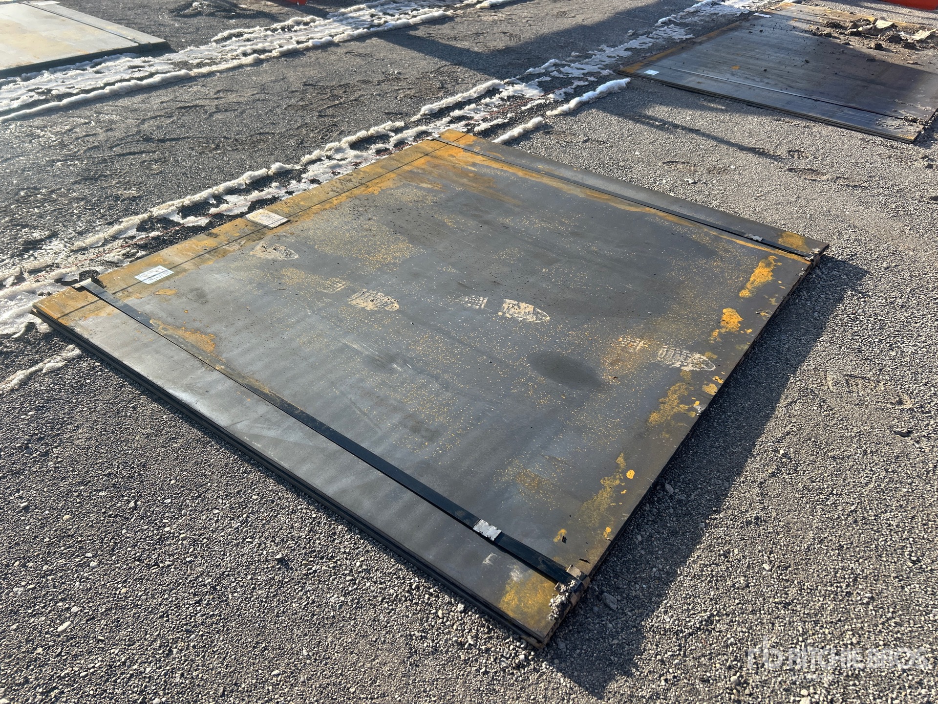 Aspect général with Image, coin arrière gauche