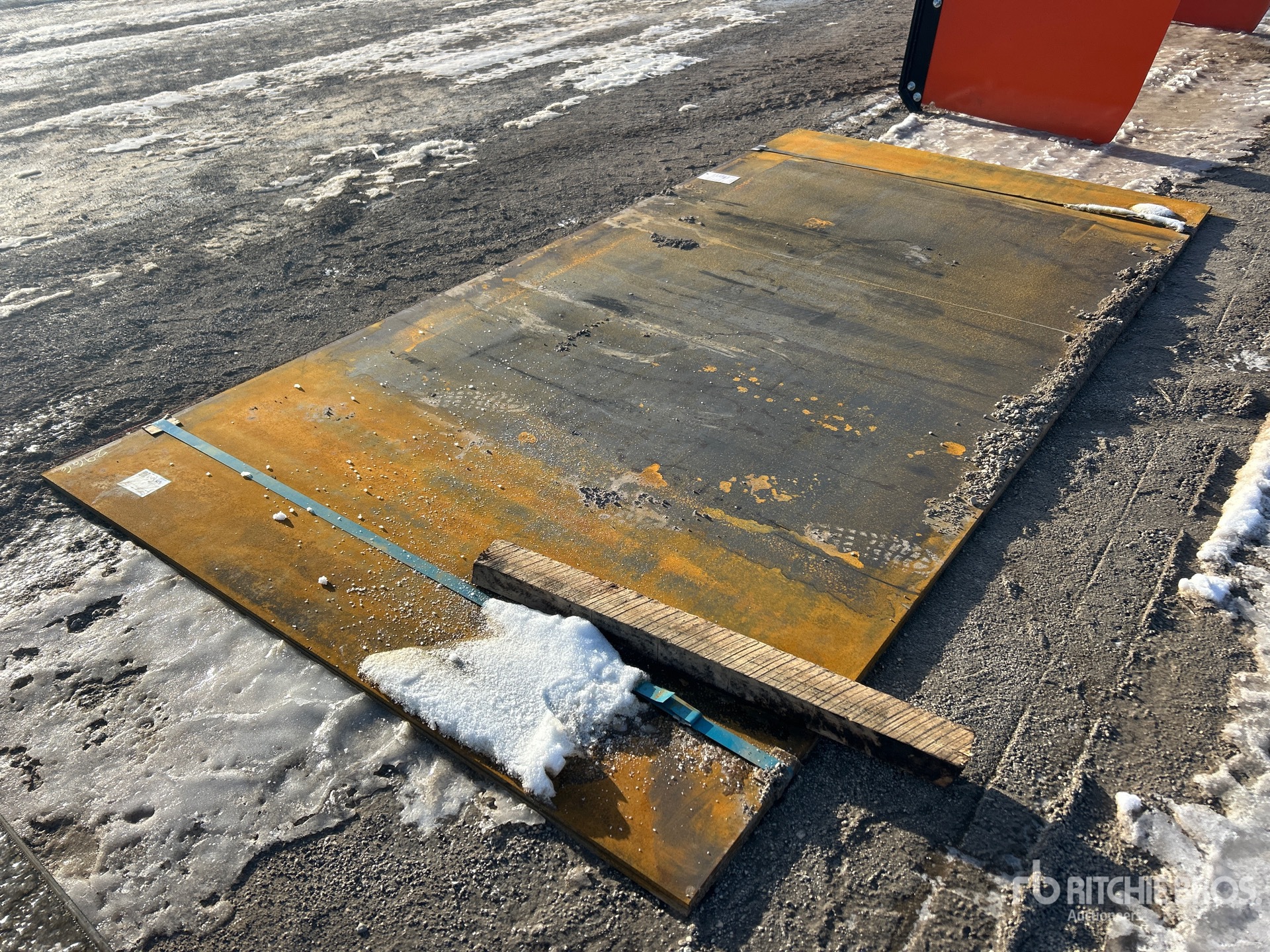 Aspect général with Image, coin arrière gauche