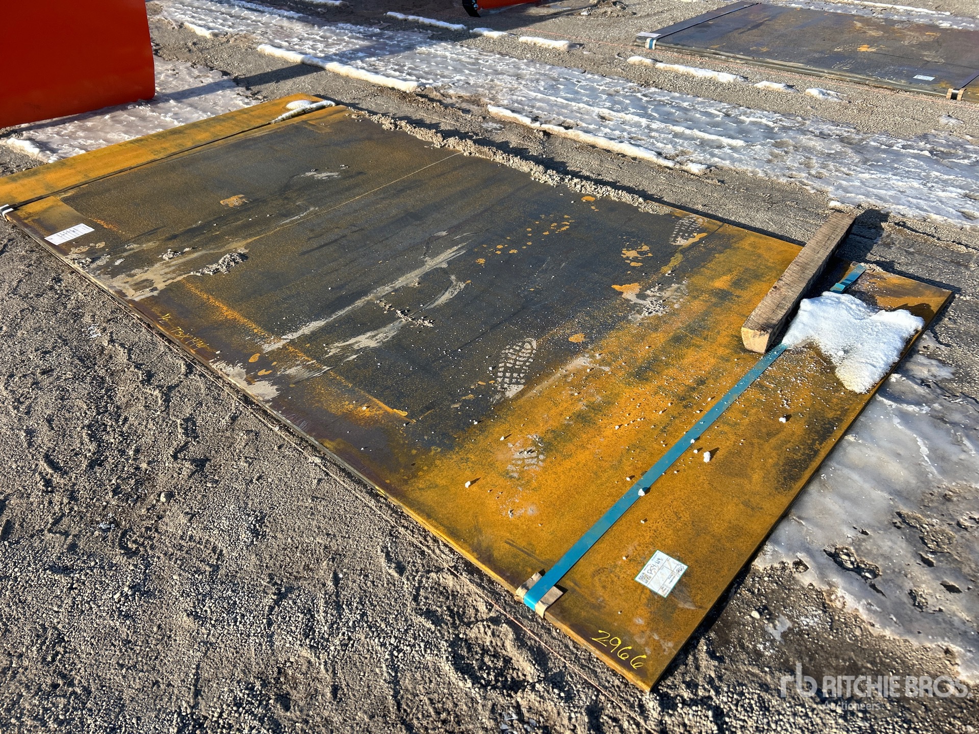 Aspect général with Image, coin avant gauche