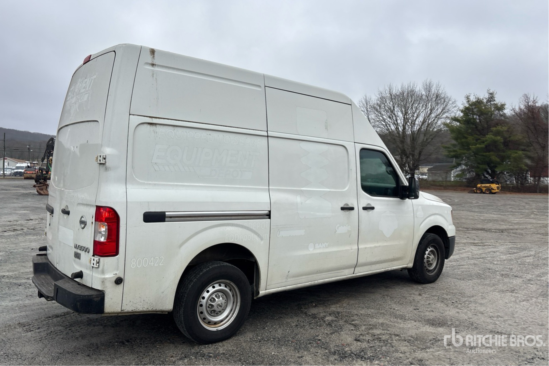 General Appearance with Picture, Right Rear Corner