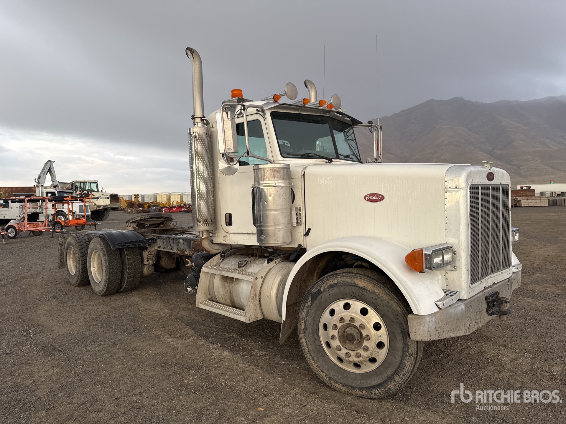 General Appearance with Picture, Right Front Corner