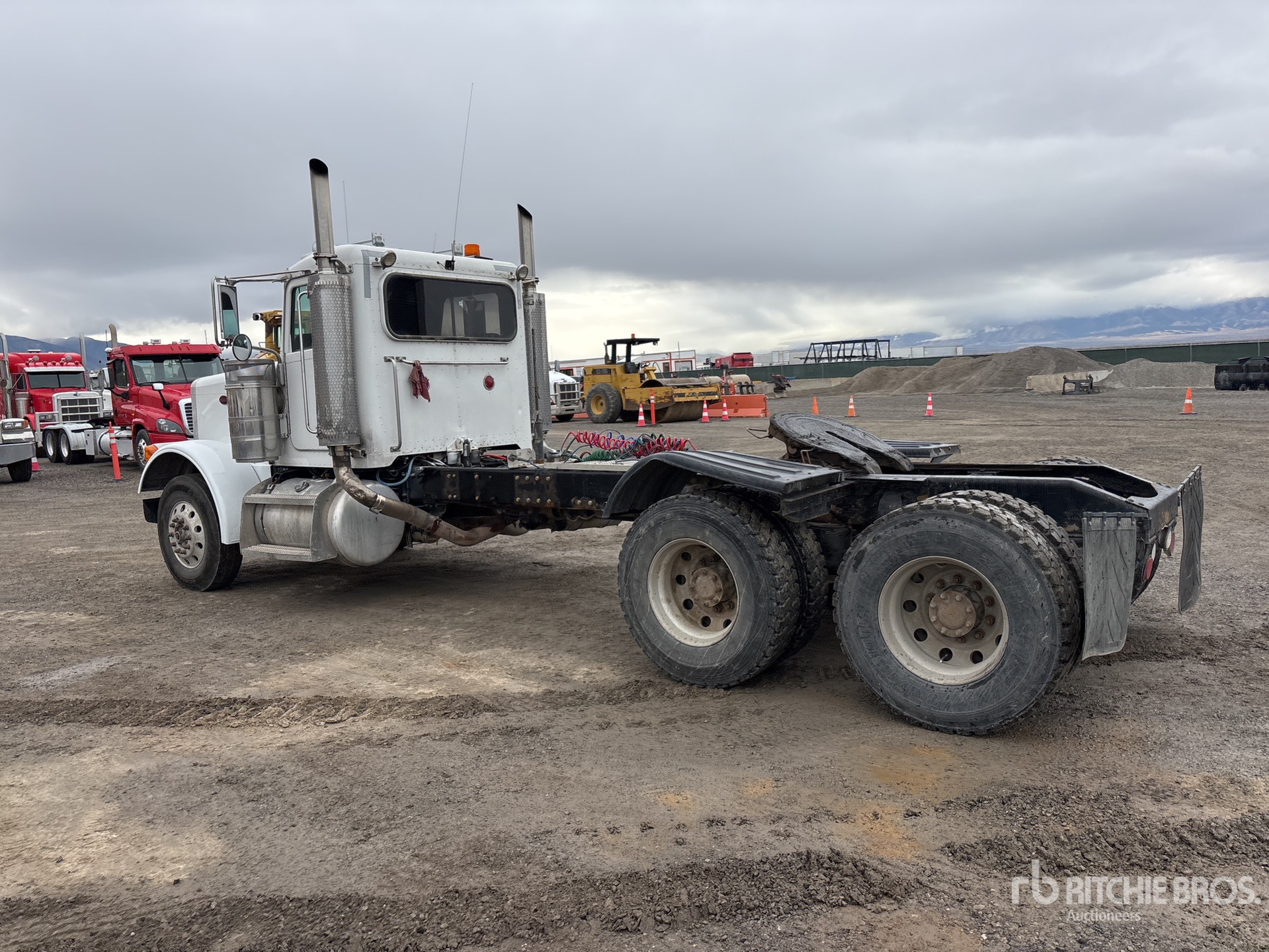 General Appearance with Imagen: esquina trasera izquierda