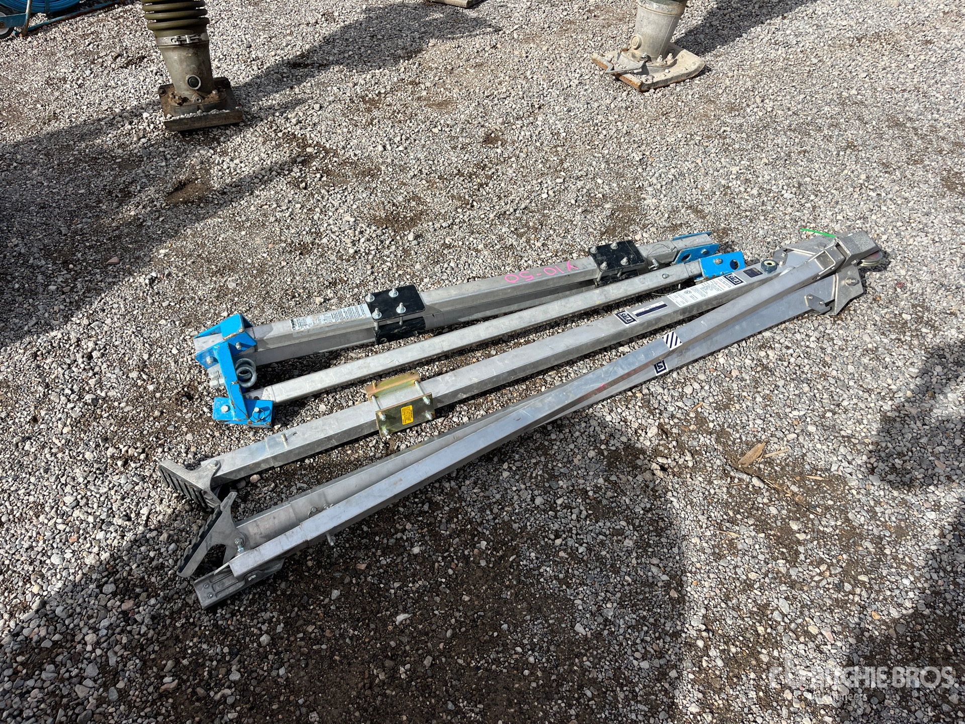 General Appearance with Bild, Ecke hinten rechts