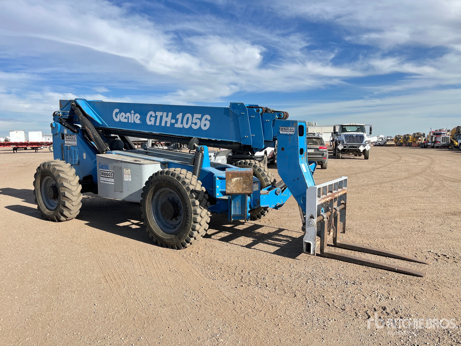 General Appearance with Bild, Ecke vorne rechts