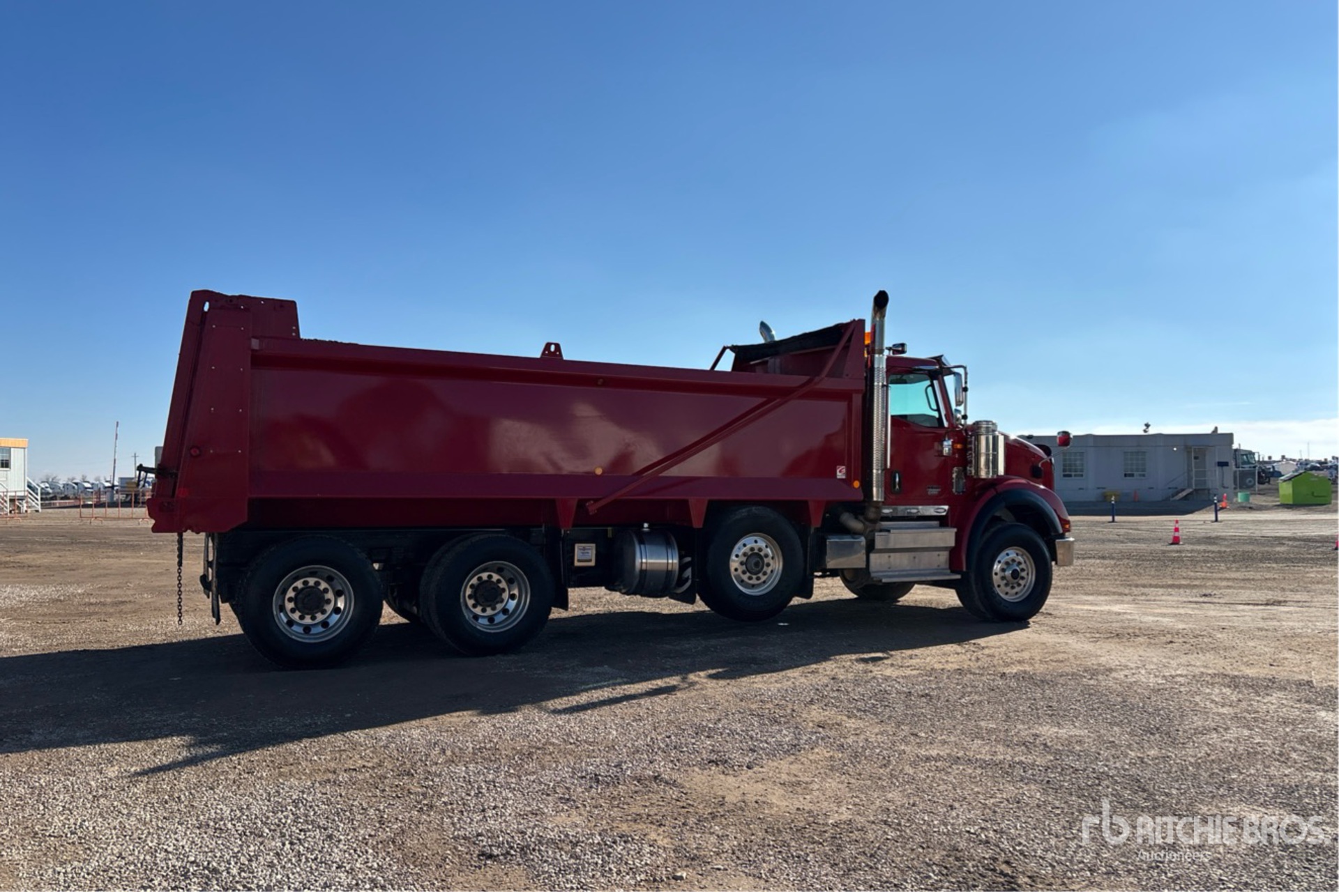 General Appearance with Imagen: esquina trasera derecha