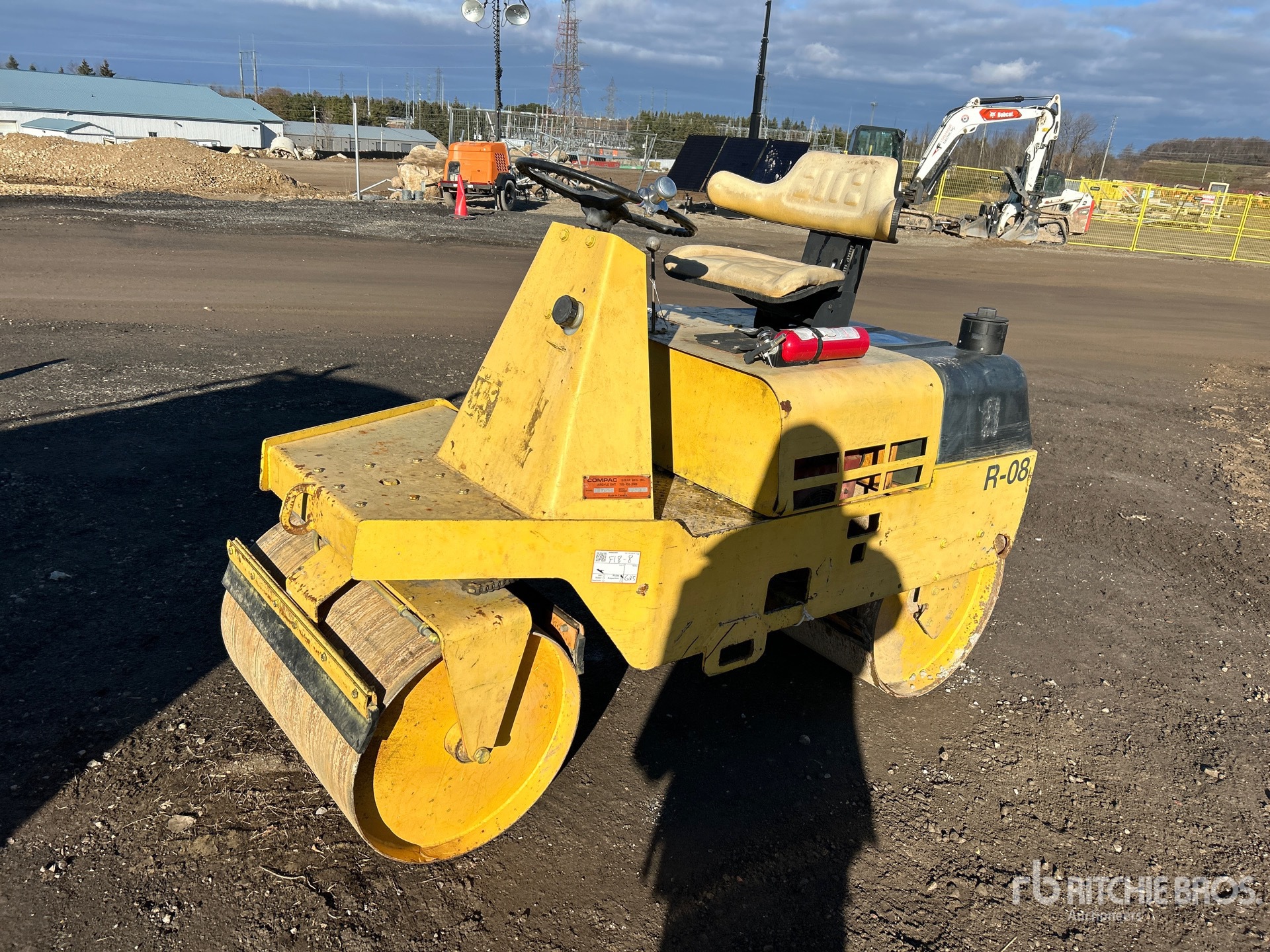 General Appearance with Imagen: esquina delantera izquierda