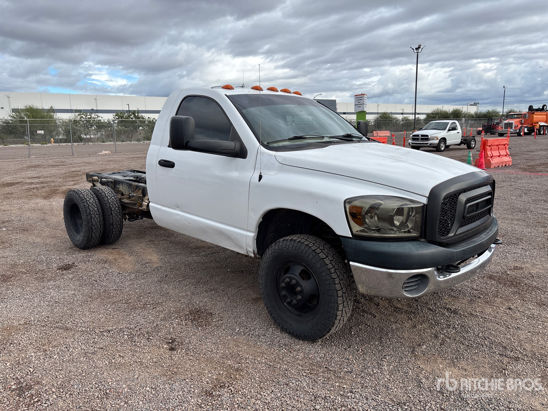 General Appearance with Picture, Right Front Corner