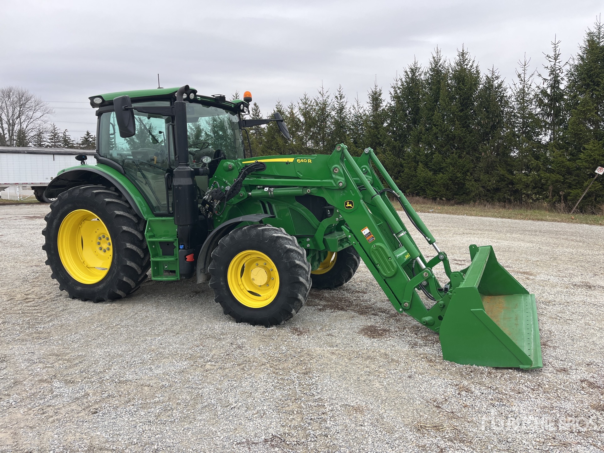 General Appearance with Picture, Right Front Corner