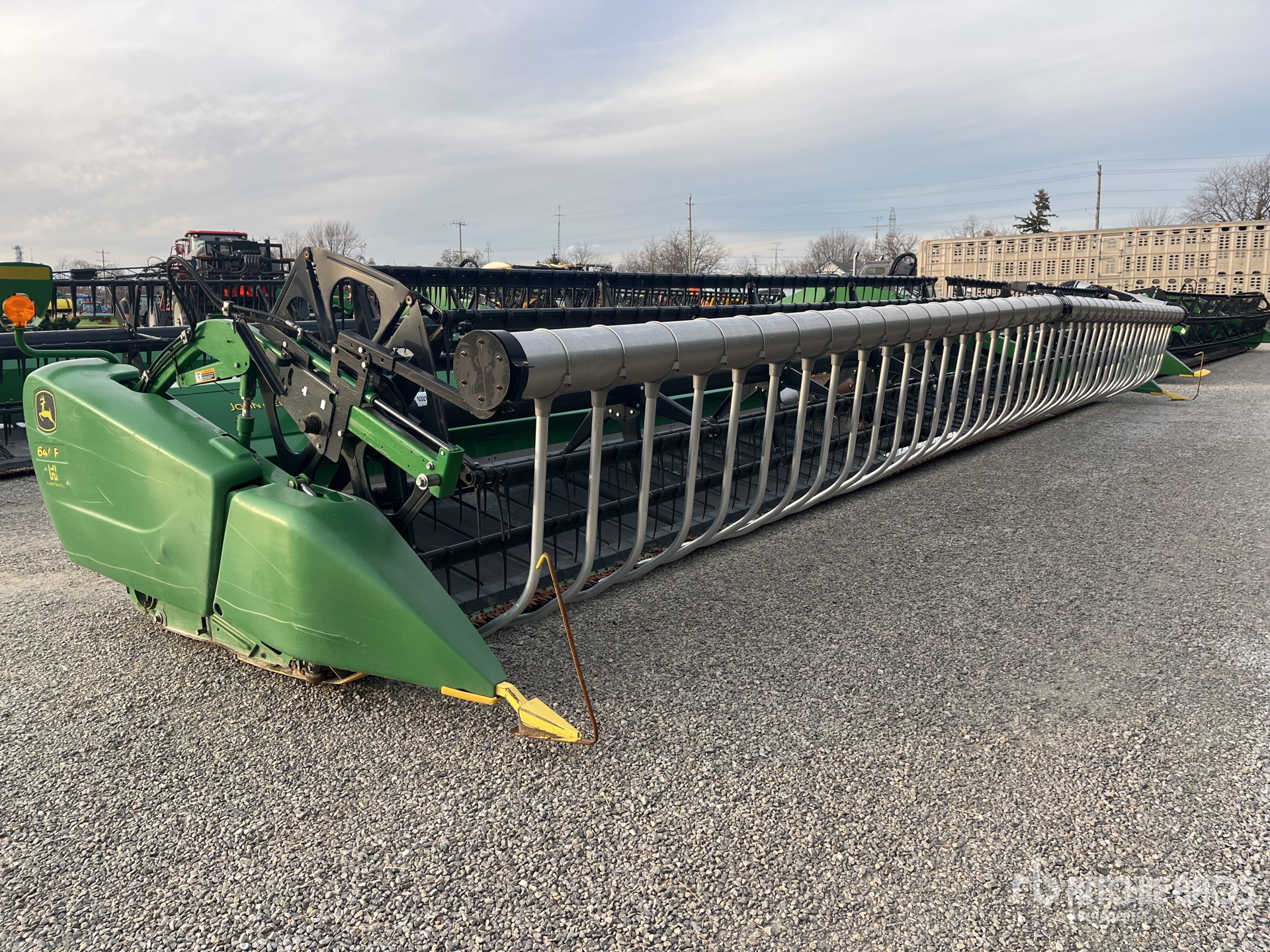 General Appearance with Bild, Ecke vorne rechts