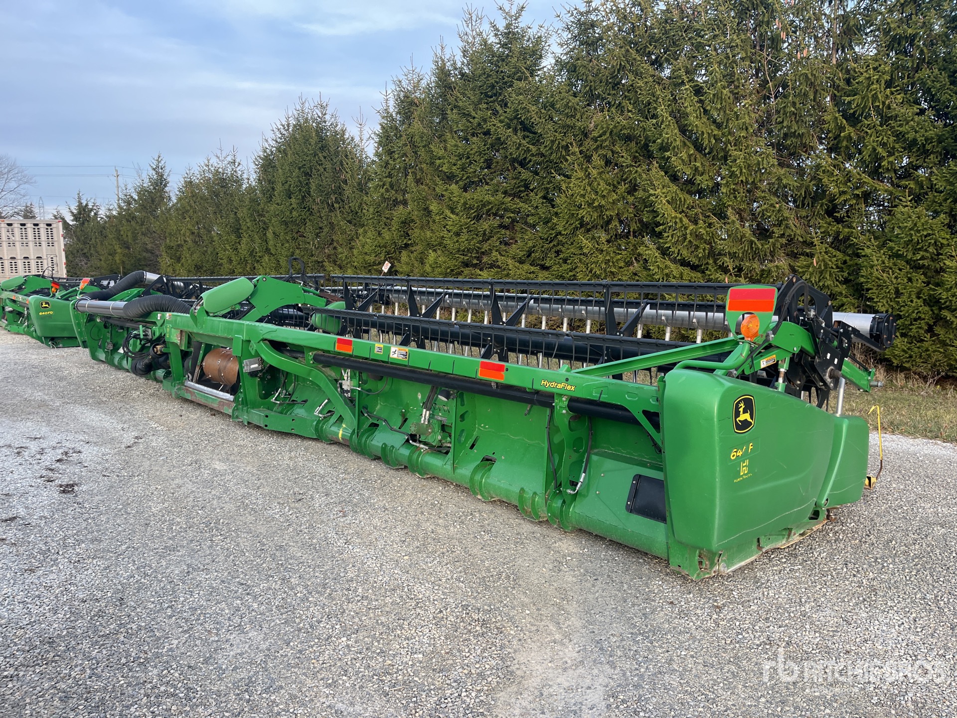 General Appearance with Bild, Ecke hinten rechts