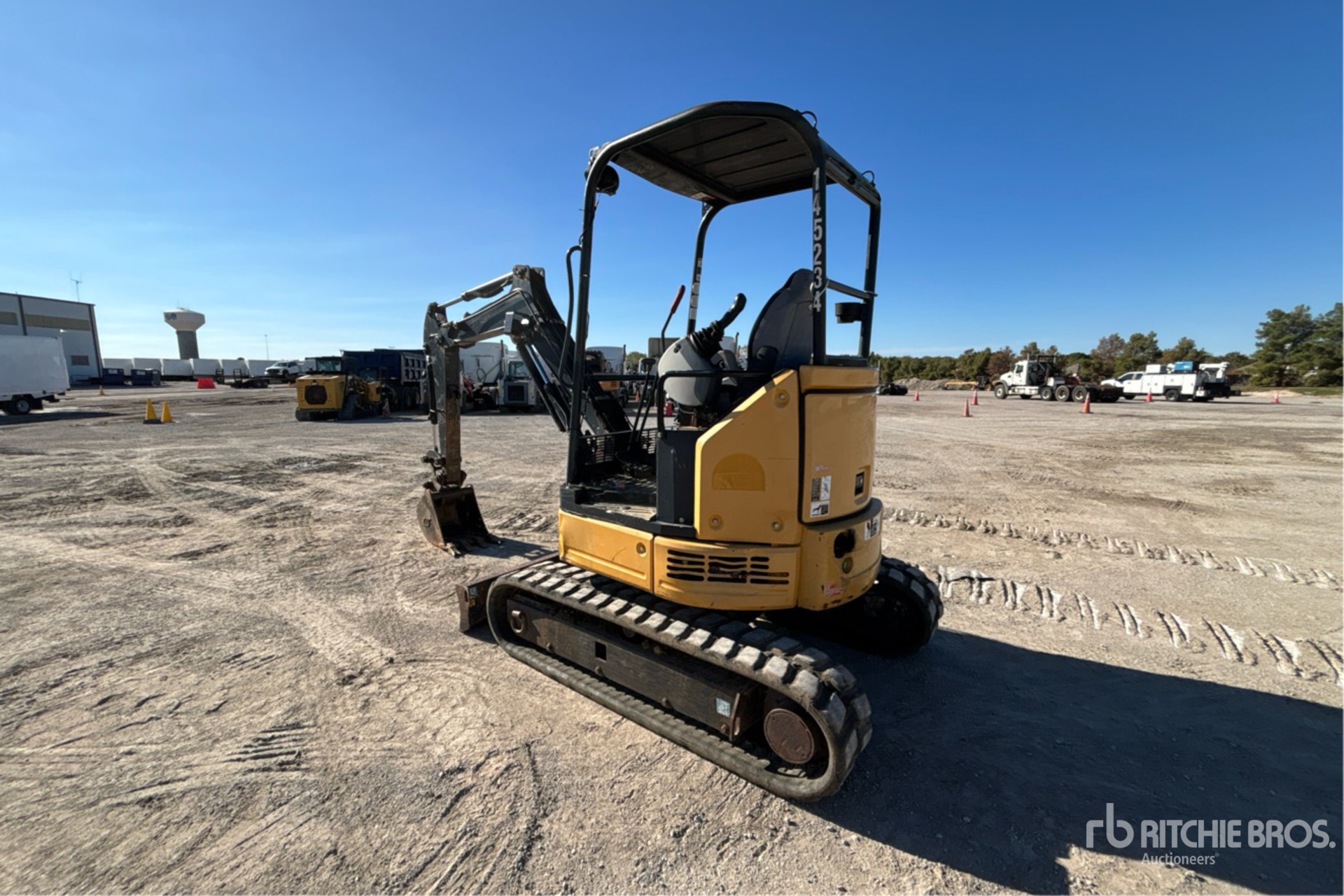 General Appearance with Imagen: esquina trasera izquierda