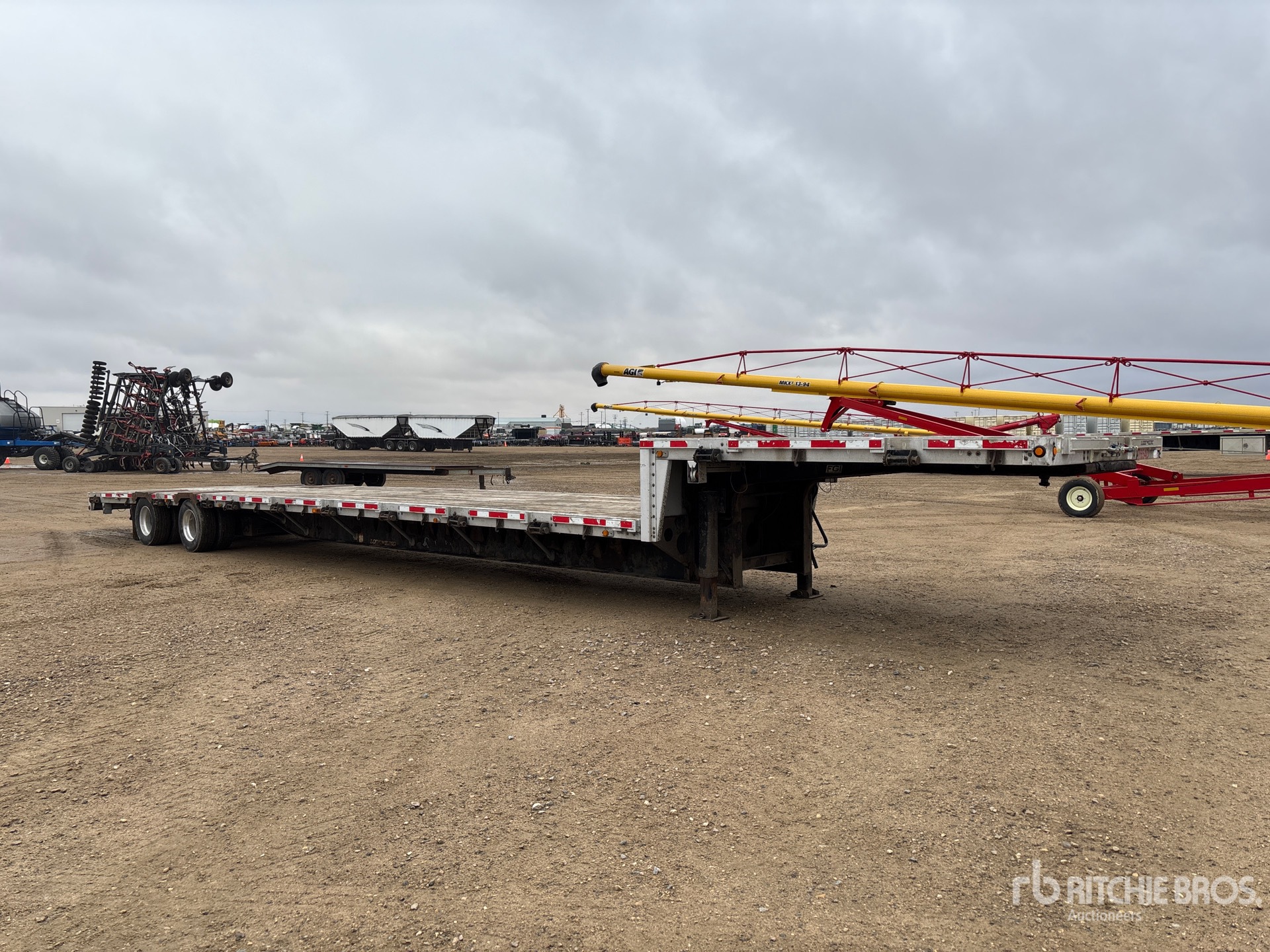 General Appearance with Image, coin avant droit