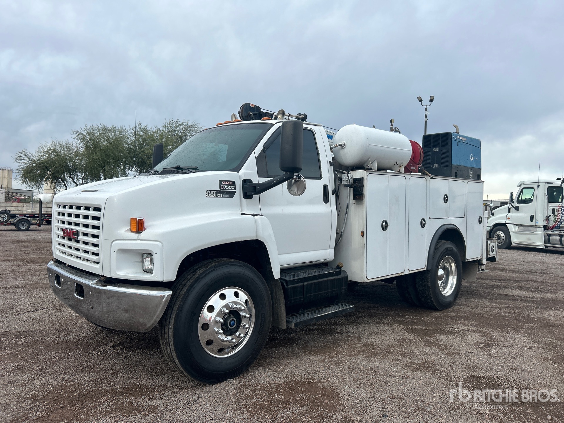 General Appearance with Imagen: esquina delantera izquierda