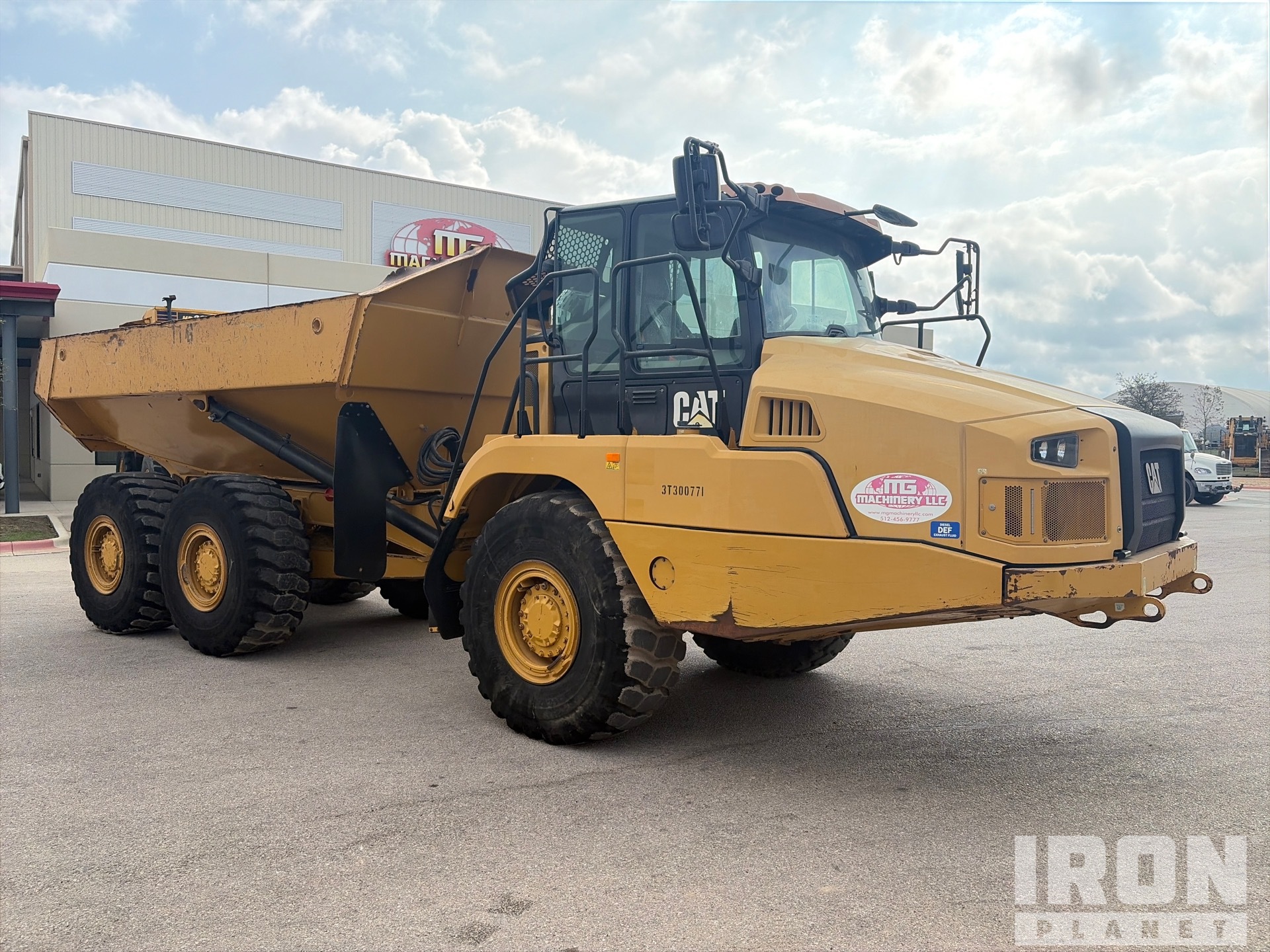 General Appearance with Bild, Ecke vorne rechts