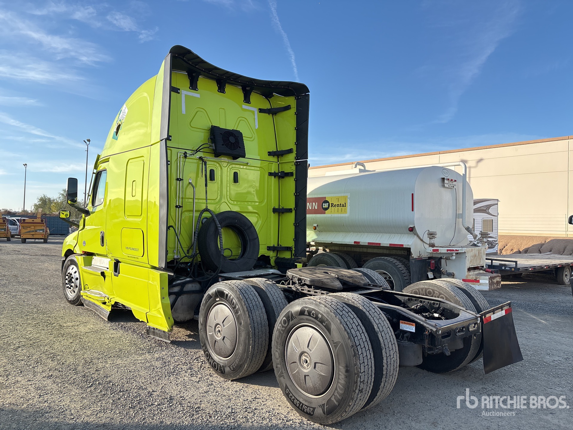 General Appearance with Image, coin arrière gauche