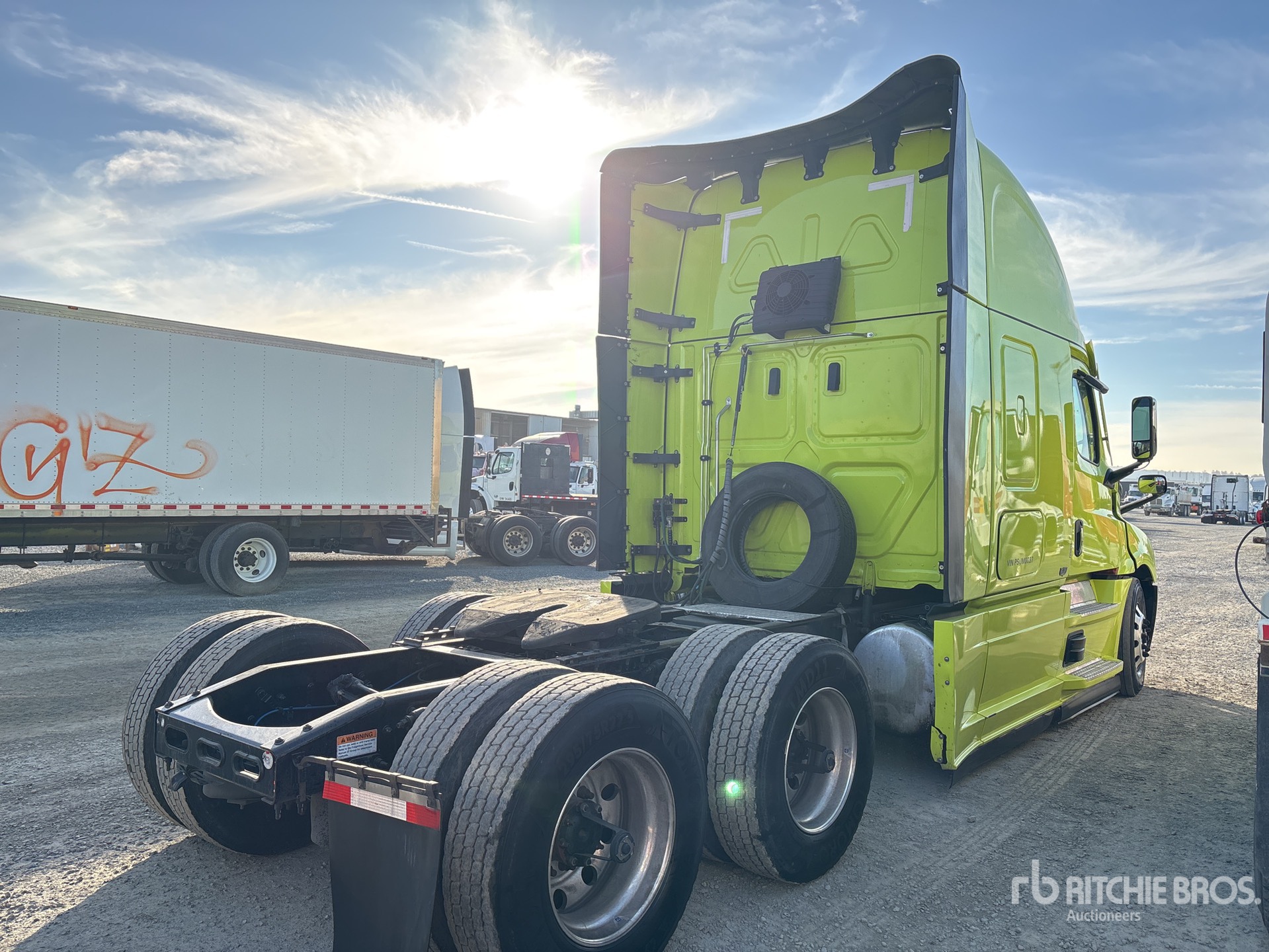 General Appearance with Image, coin arrière droit