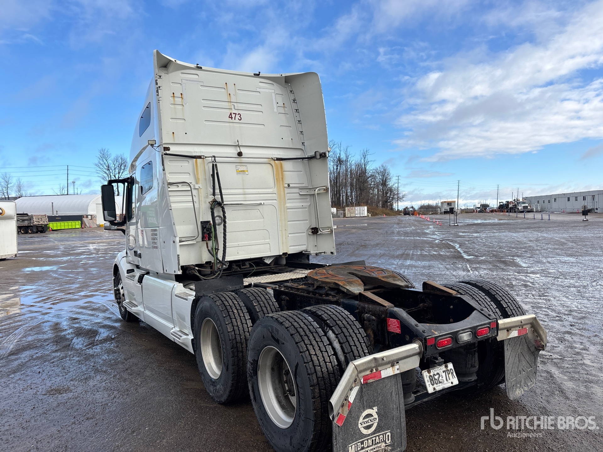 General Appearance with Picture, Left Rear Corner